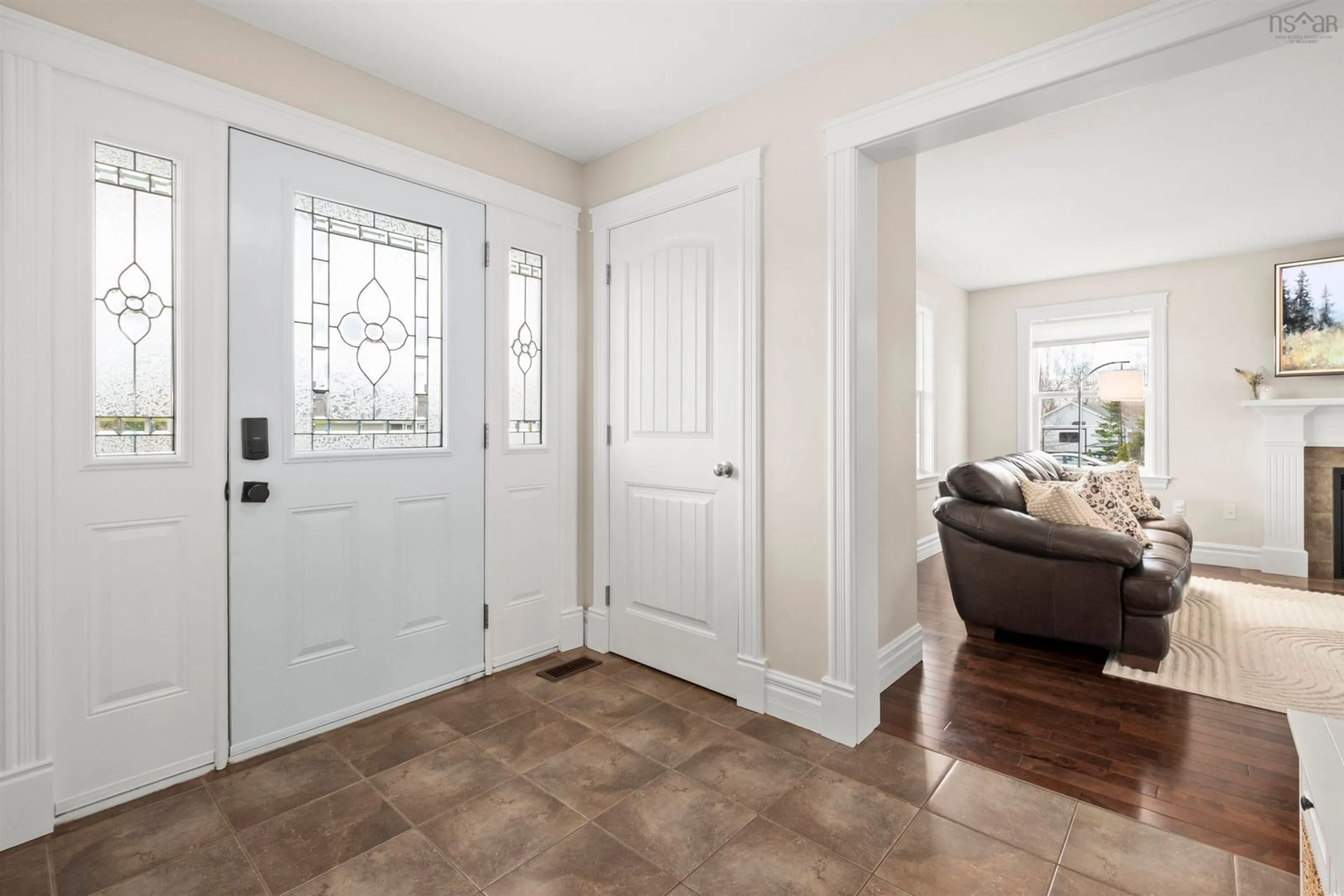 Indoor entryway for 19 Acorn Ave, Lantz Nova Scotia B2S 1Y5