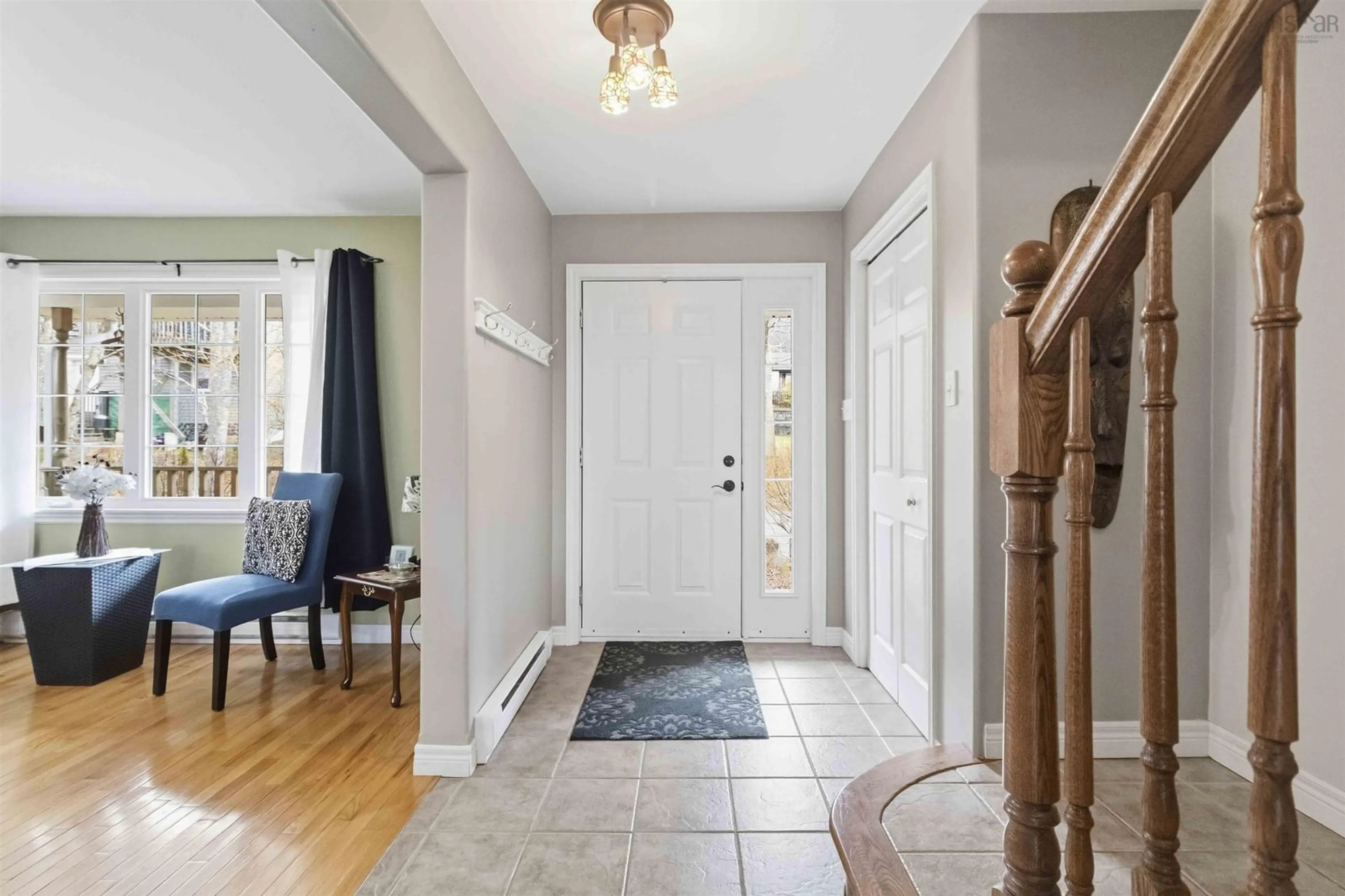 Indoor entryway for 70 Hillside Ave, Lower Sackville Nova Scotia B4C 1W7