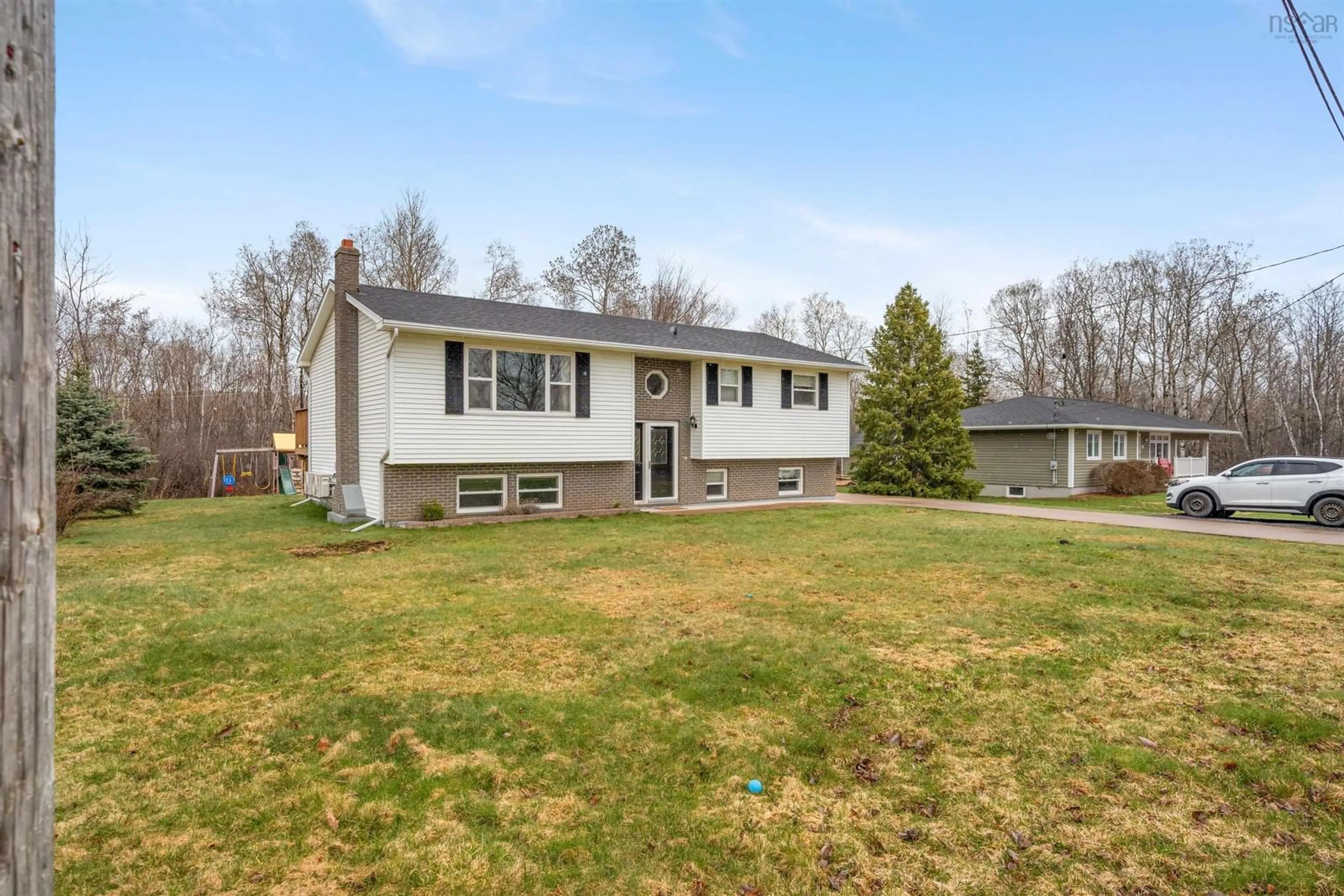 Home with vinyl exterior material, street for 11 St. Andrews Crt, Stellarton Nova Scotia B0K 1S0