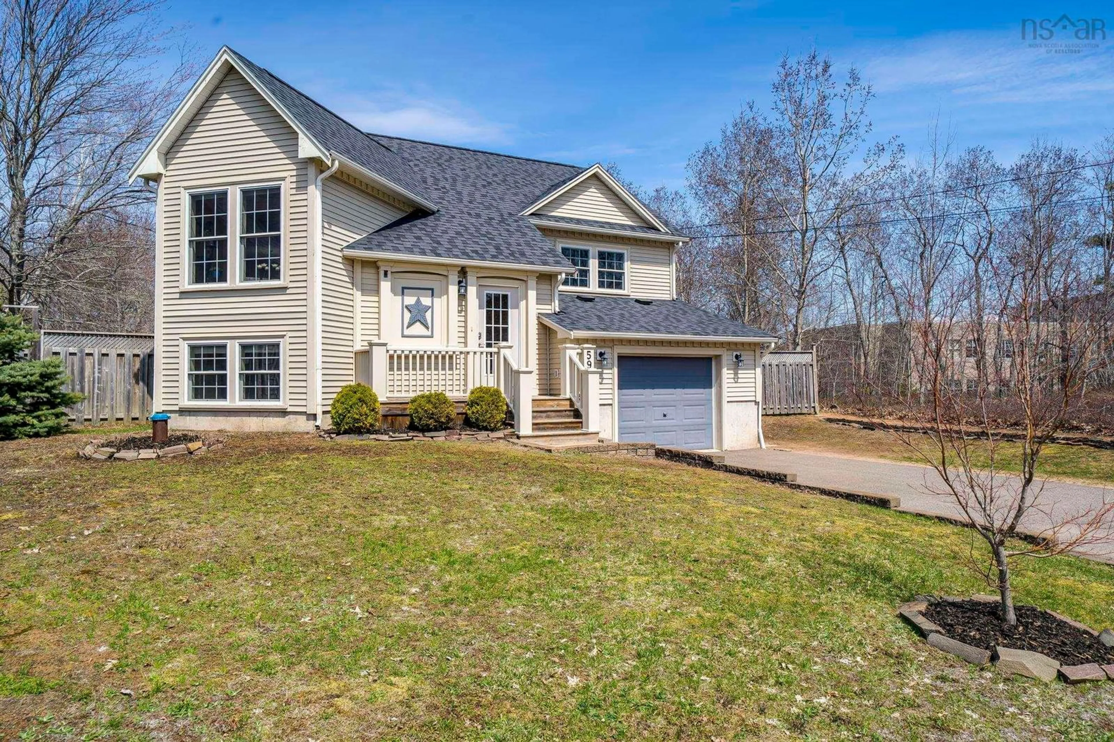 Home with vinyl exterior material, street for 59 Laurel St, Kingston Nova Scotia B0P 1R0