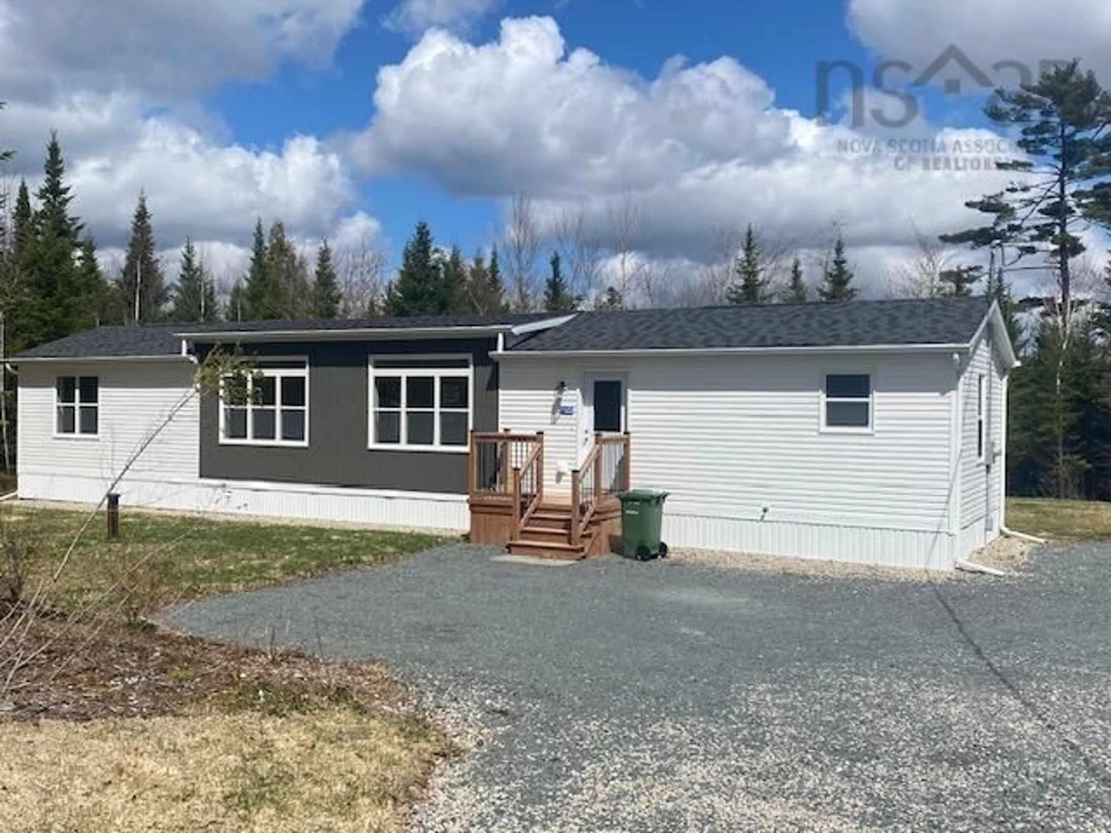 Home with vinyl exterior material, unknown for 1122 Lake Egmont Rd, Lake Egmont Nova Scotia B0N 1Y0