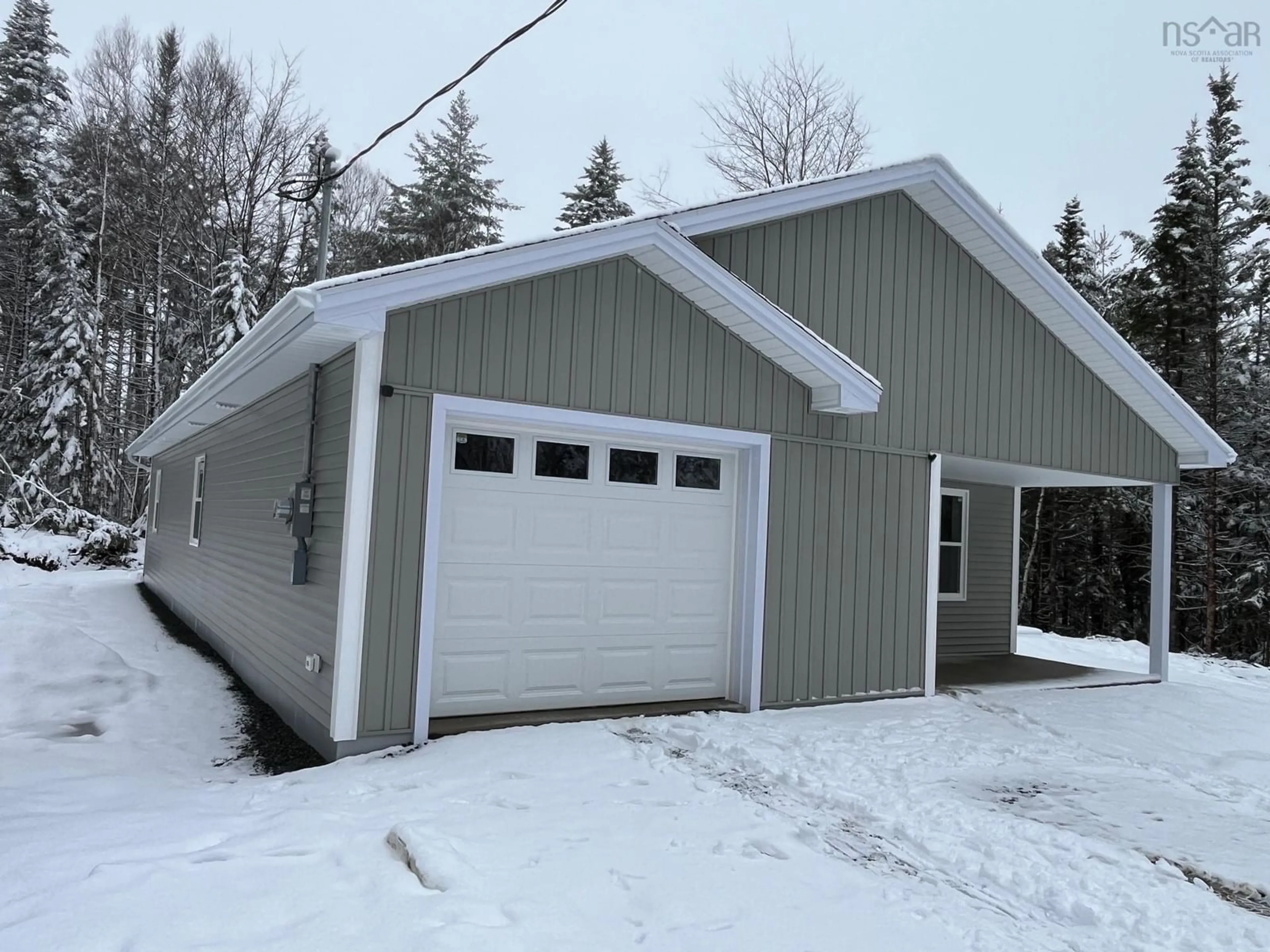 Indoor garage for 386 Mullock Rd, Rhodes Corner Nova Scotia B4V 5N5