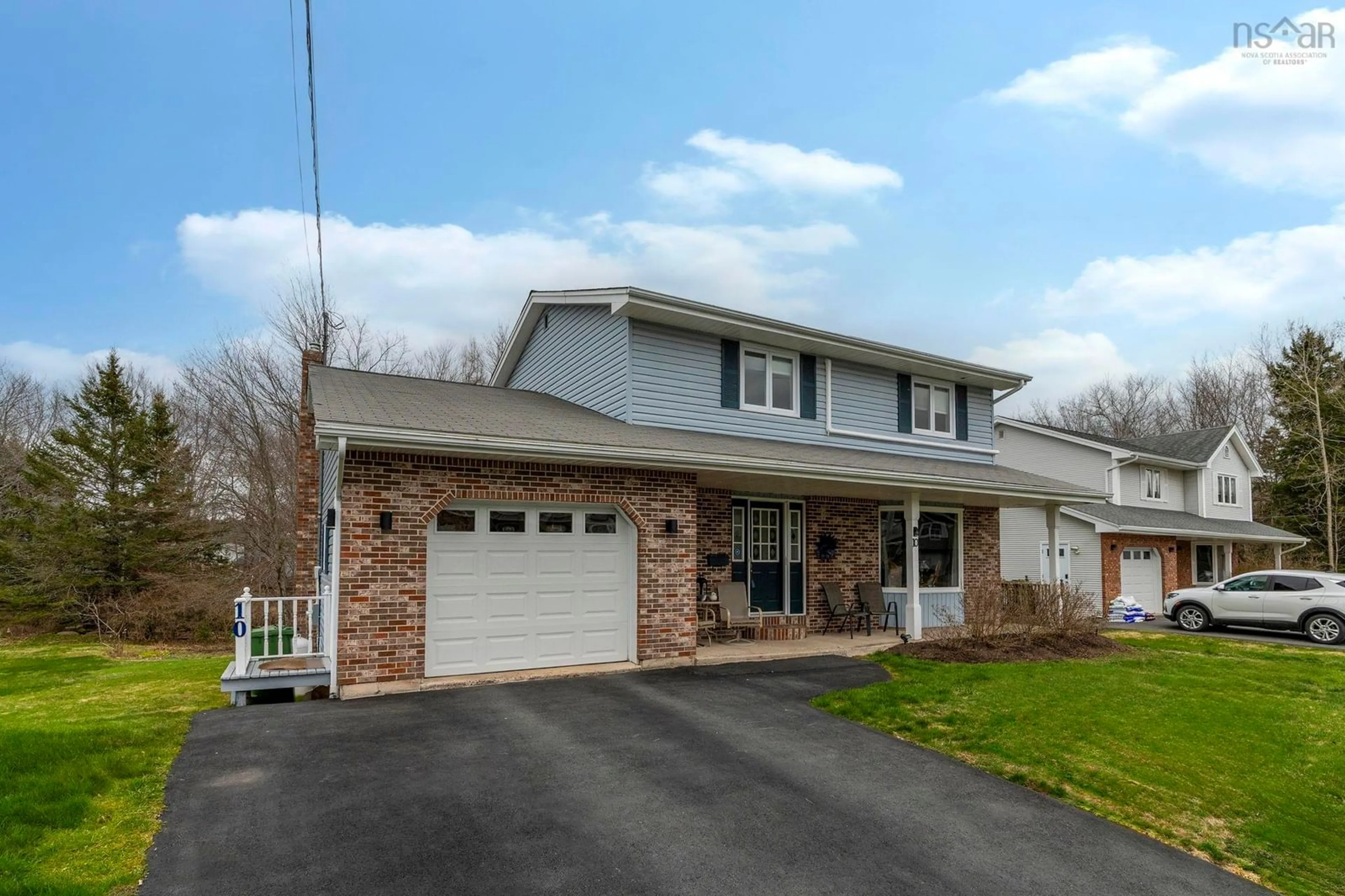 Home with vinyl exterior material, street for 10 Abbey Dale Crt, Lower Sackville Nova Scotia B4C 3R2