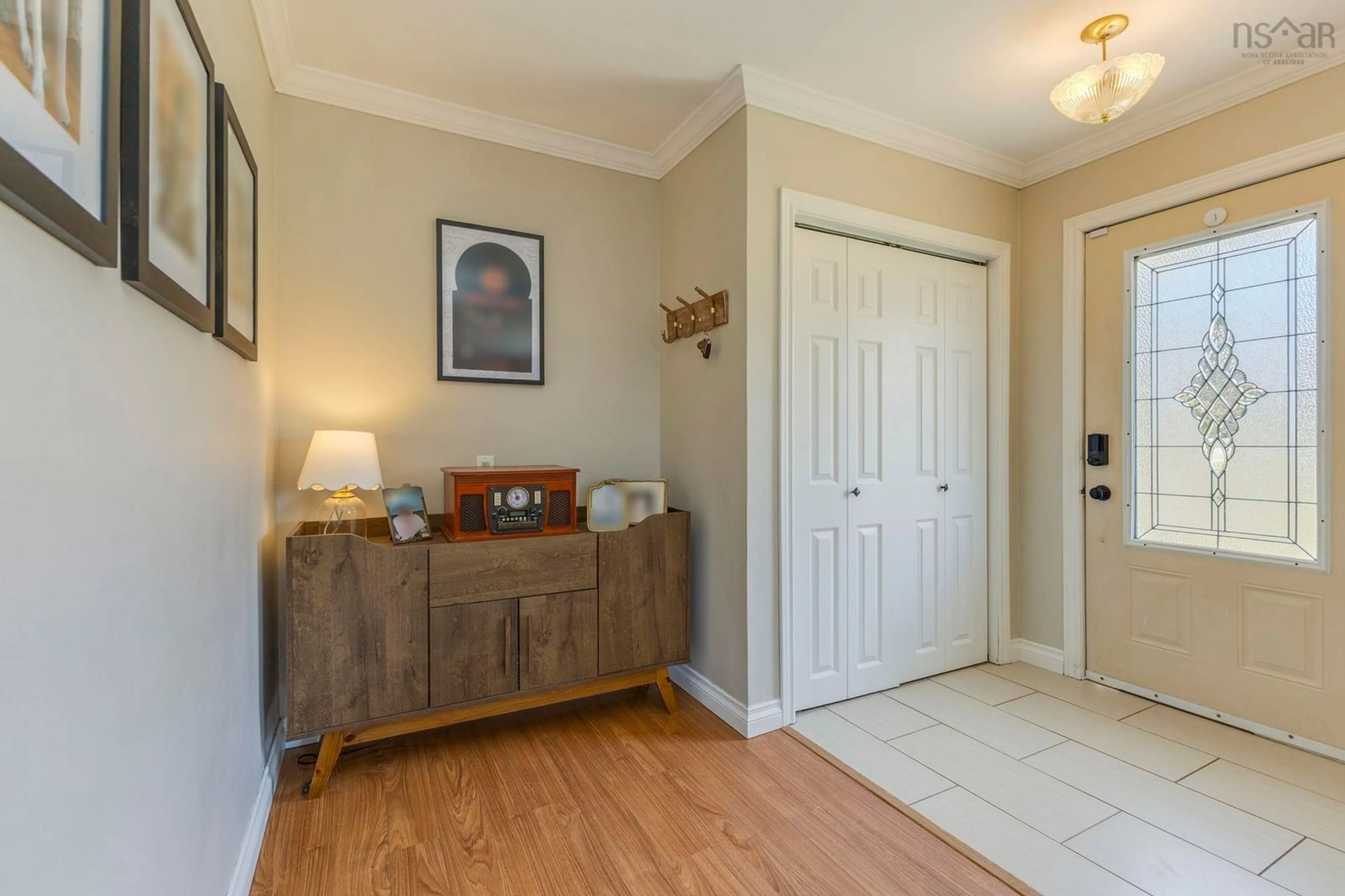 Indoor entryway for 5851 Little Harbour Rd, Kings Head Nova Scotia B2H 5C4