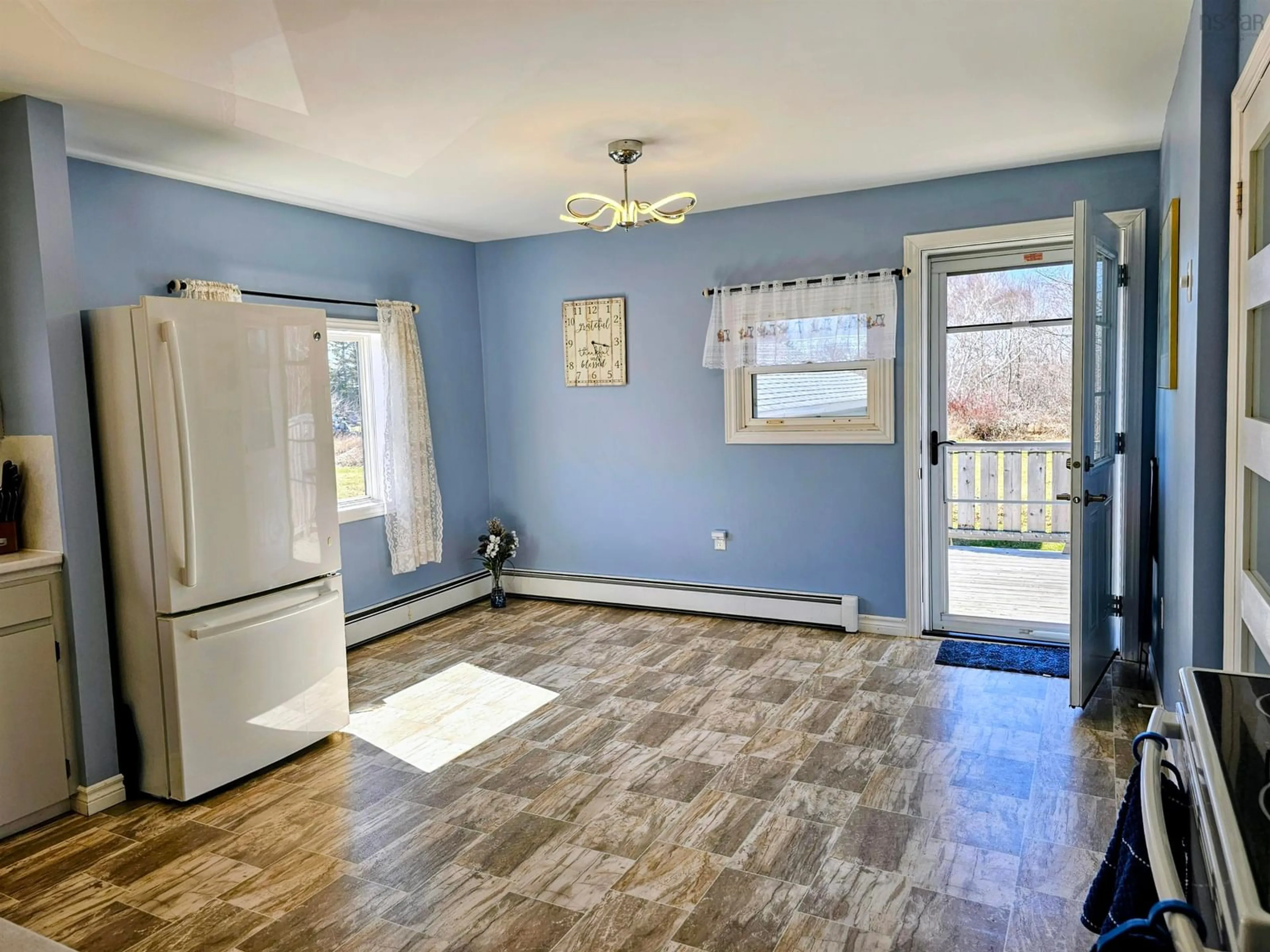 A pic of a room for 14 Edina St, Glace Bay Nova Scotia B1A 1G7