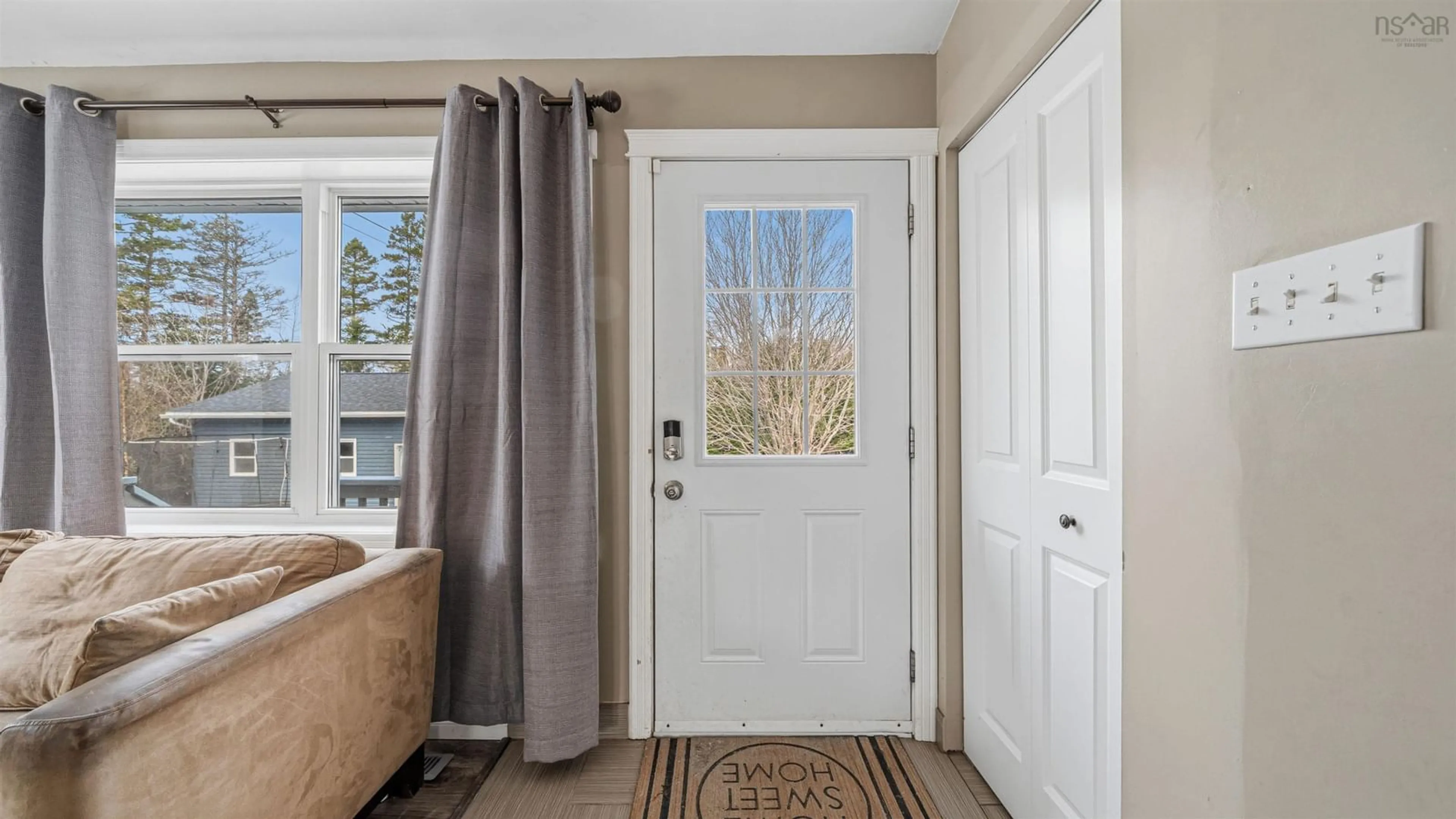 Indoor entryway for 206 Les Collins Ave, West Chezzetcook Nova Scotia B0J 2L0
