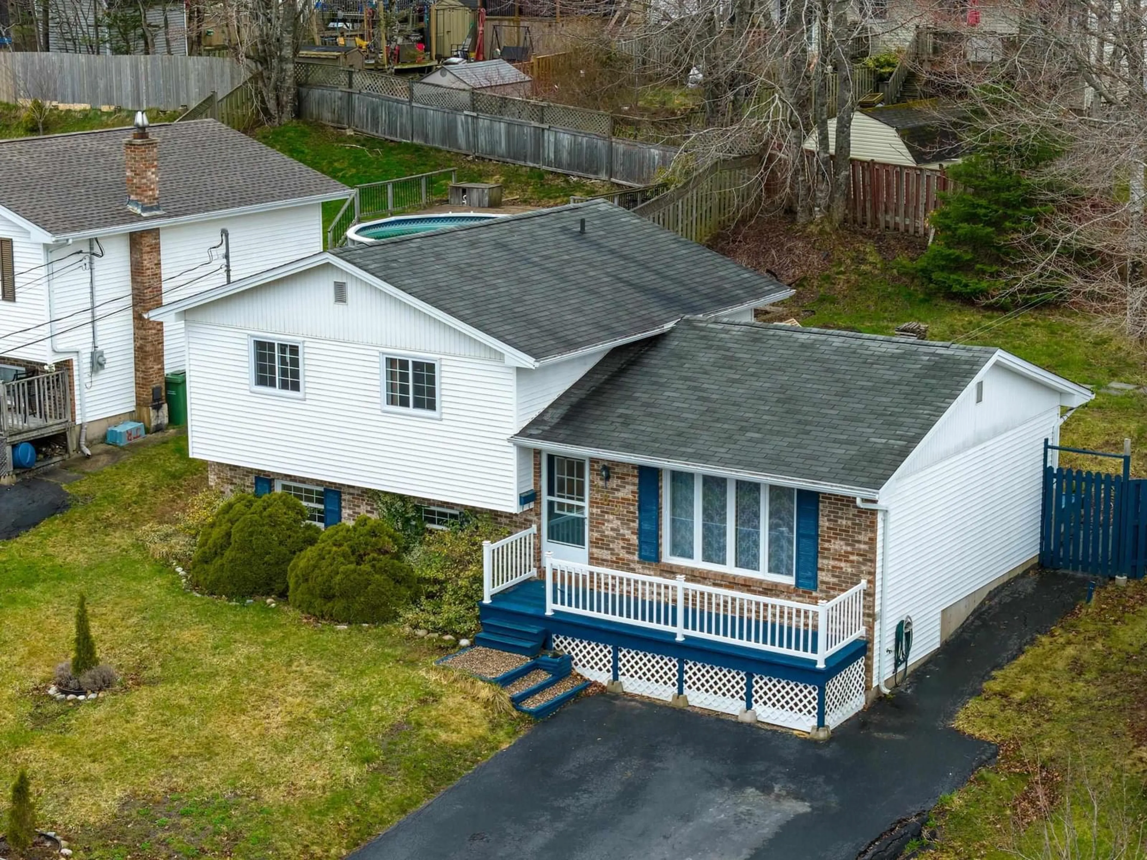 A pic from outside/outdoor area/front of a property/back of a property/a pic from drone, street for 162 Sunnyvale Cres, Lower Sackville Nova Scotia B4E 2S5