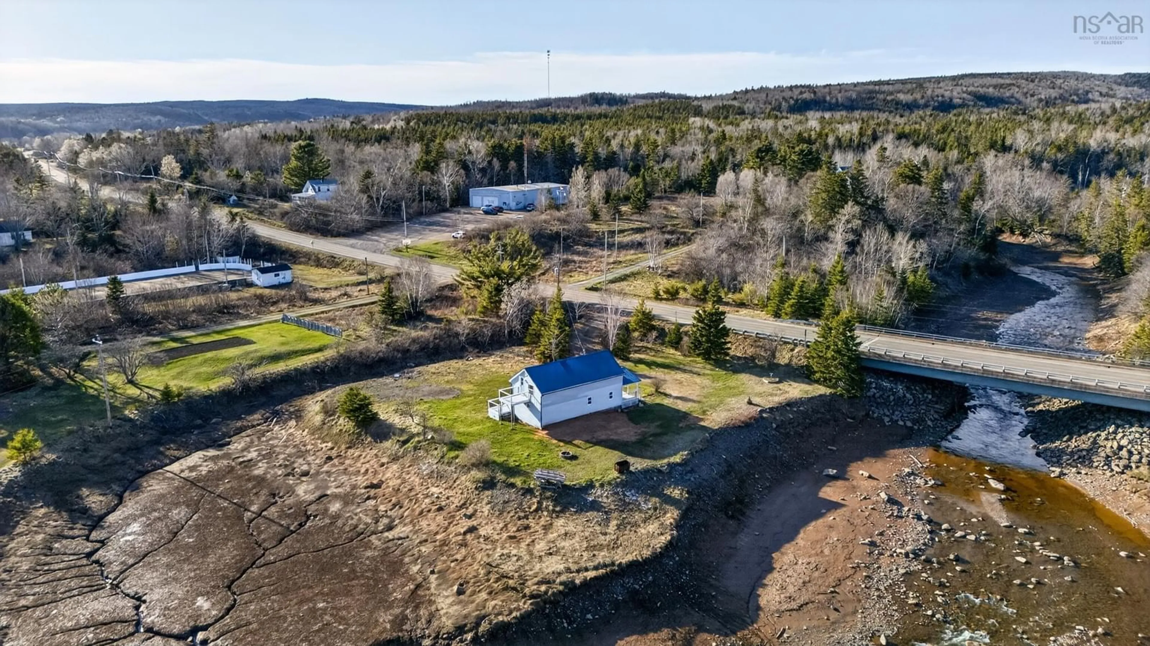 A pic from outside/outdoor area/front of a property/back of a property/a pic from drone, water/lake/river/ocean view for 376 Highway 2 Hwy, Lower Five Islands Nova Scotia B0M 1N0