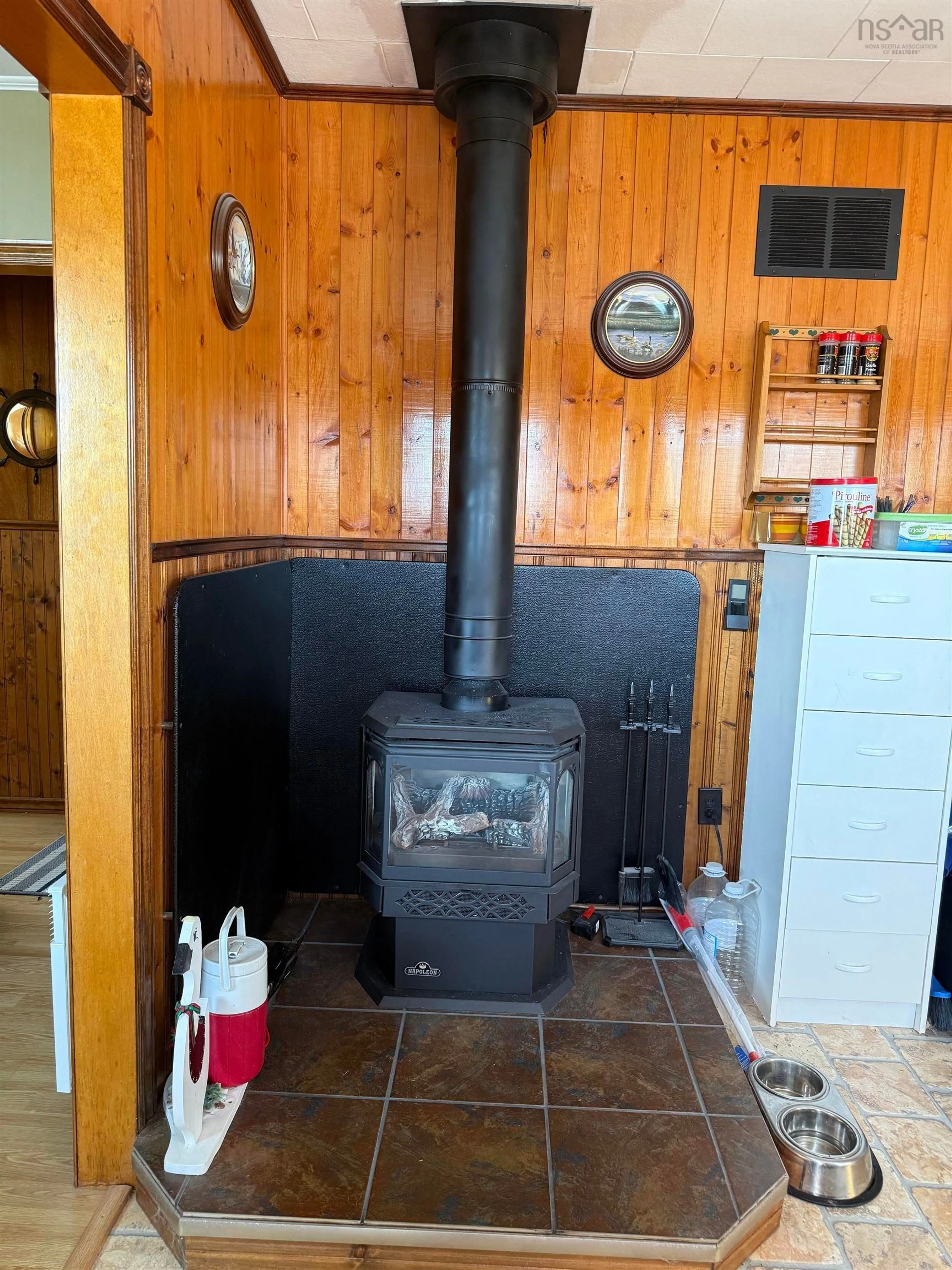 A pic of a room for 15576 Highway 316, Middle Country Harbour Nova Scotia B0K 1J0