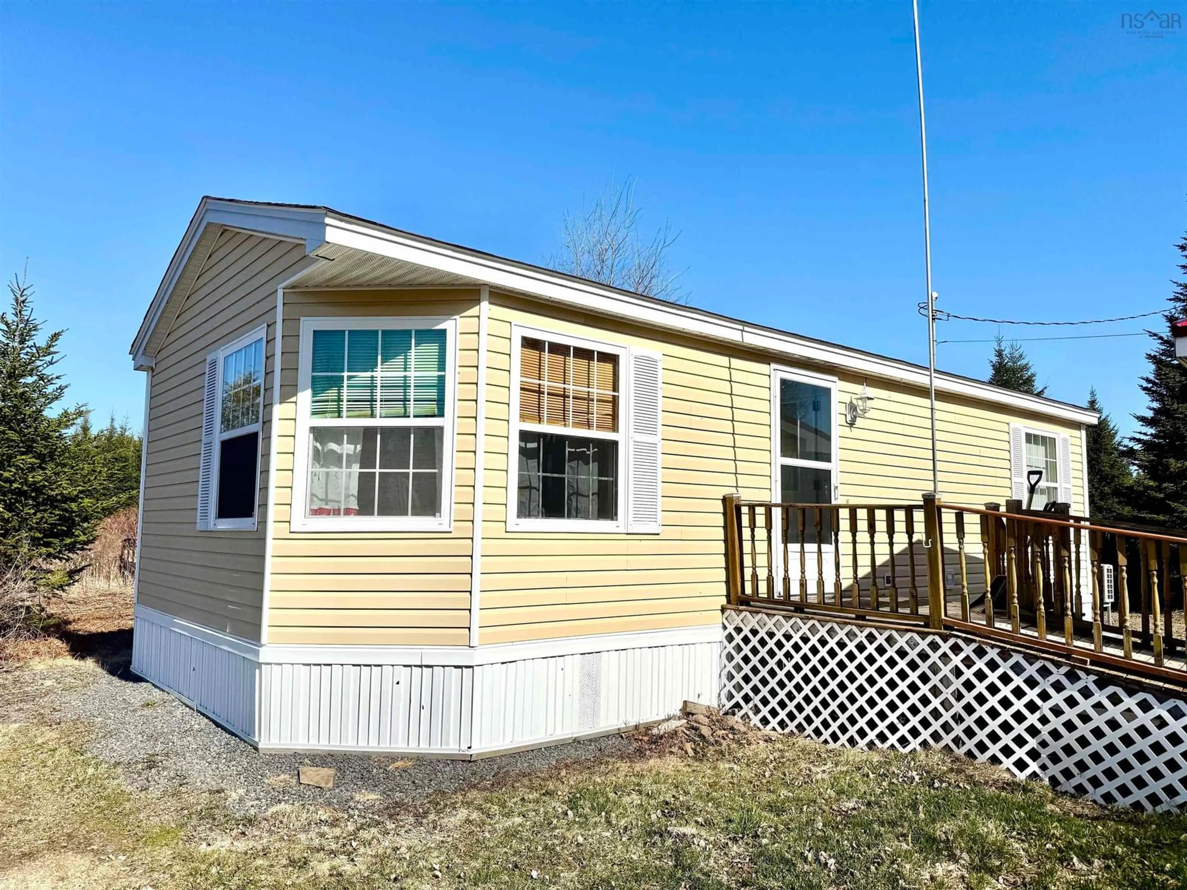 Home with vinyl exterior material, unknown for 11879 16 Hwy, Guysborough Nova Scotia B0H 1G0