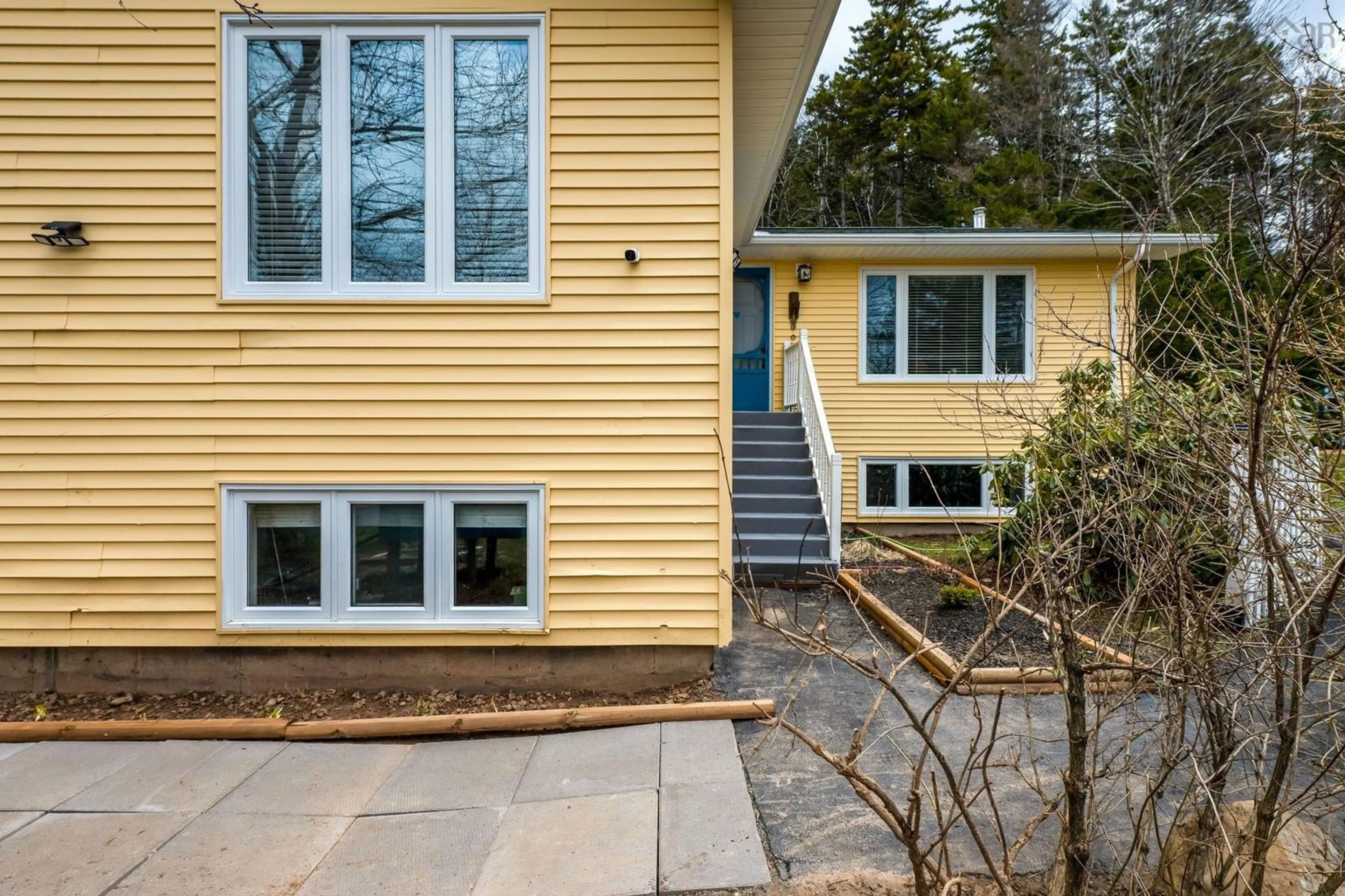 Home with vinyl exterior material, street for 163 Lakeland St, Beaver Bank Nova Scotia B4G 1A6