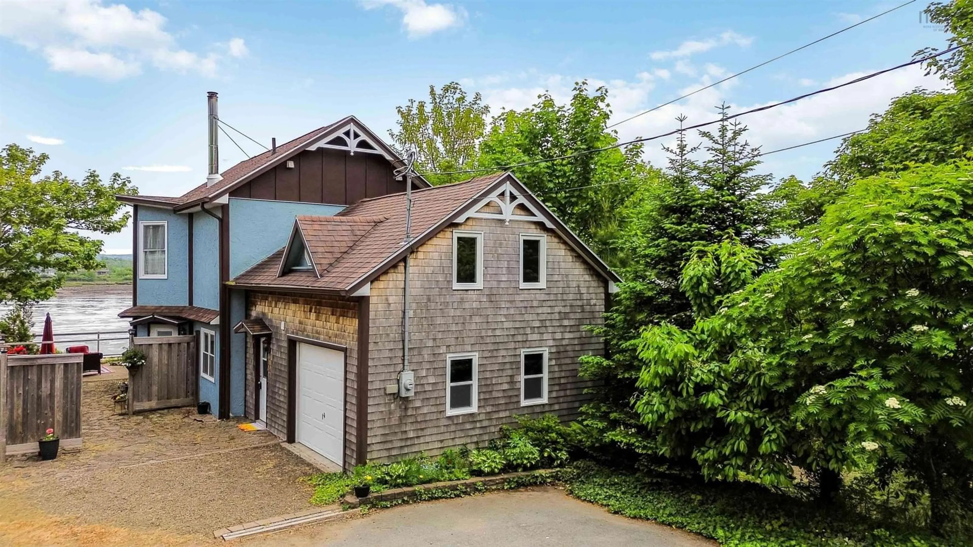 A pic from outside/outdoor area/front of a property/back of a property/a pic from drone, street for 5438 Granville Rd, Granville Ferry Nova Scotia B0S 1K0