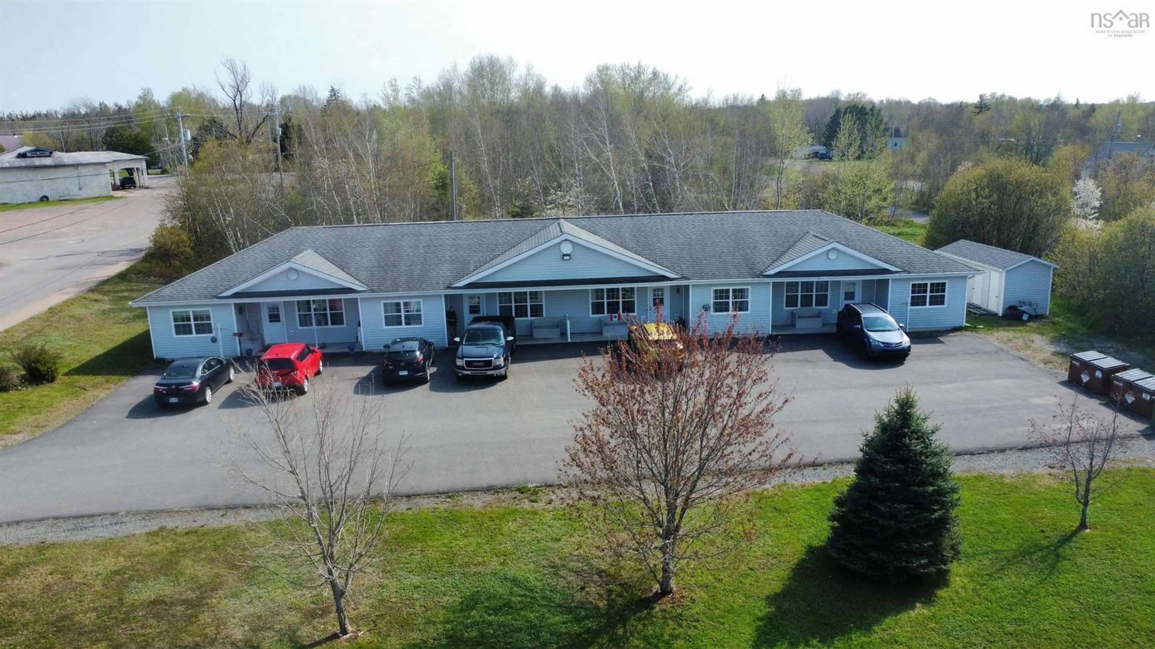 A pic from outside/outdoor area/front of a property/back of a property/a pic from drone, building for 391 Foundry St, Oxford Nova Scotia B0M 1P0