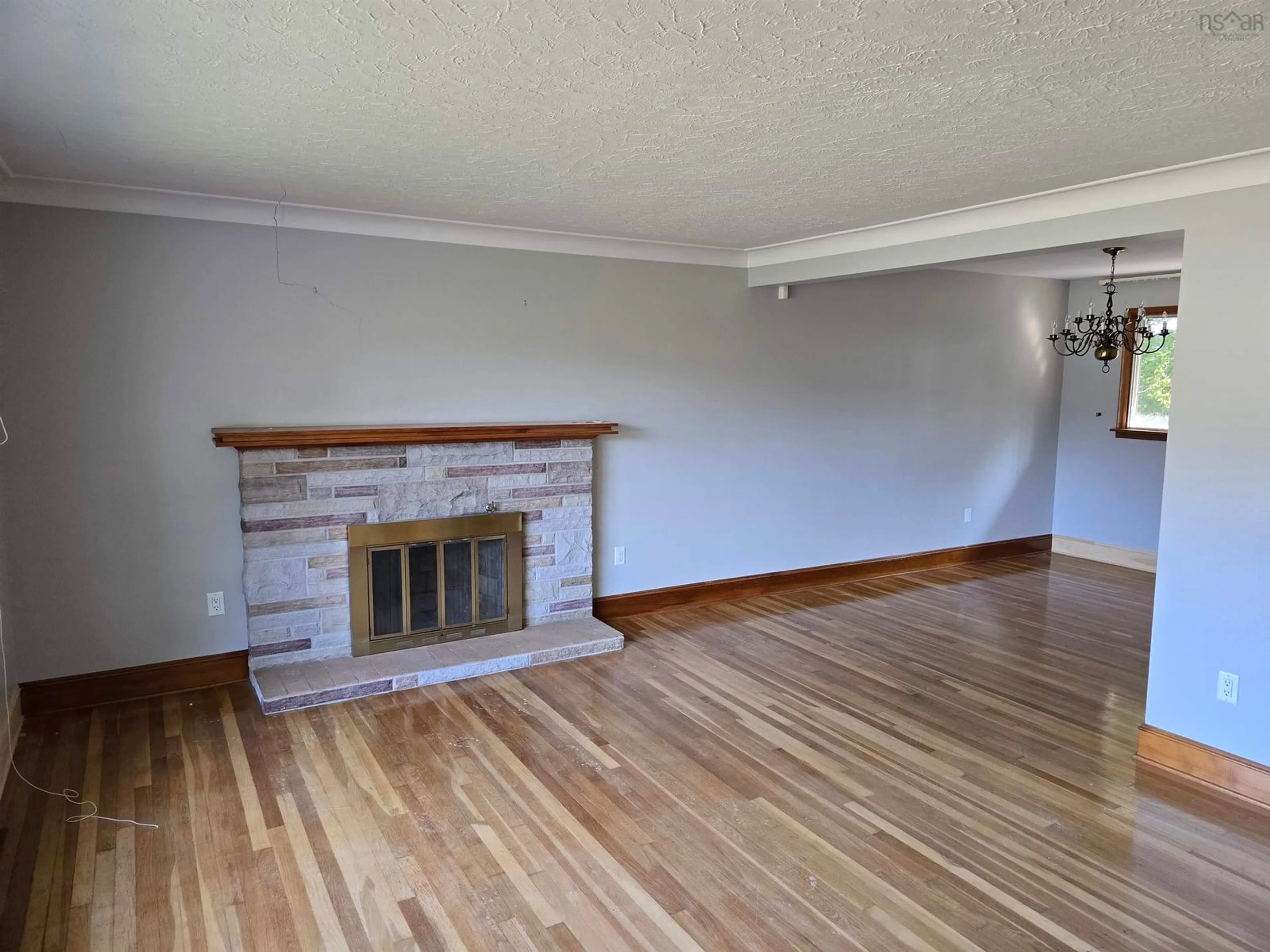 A pic of a room for 2975 Joseph Howe Dr, Halifax Nova Scotia B3L 4H1