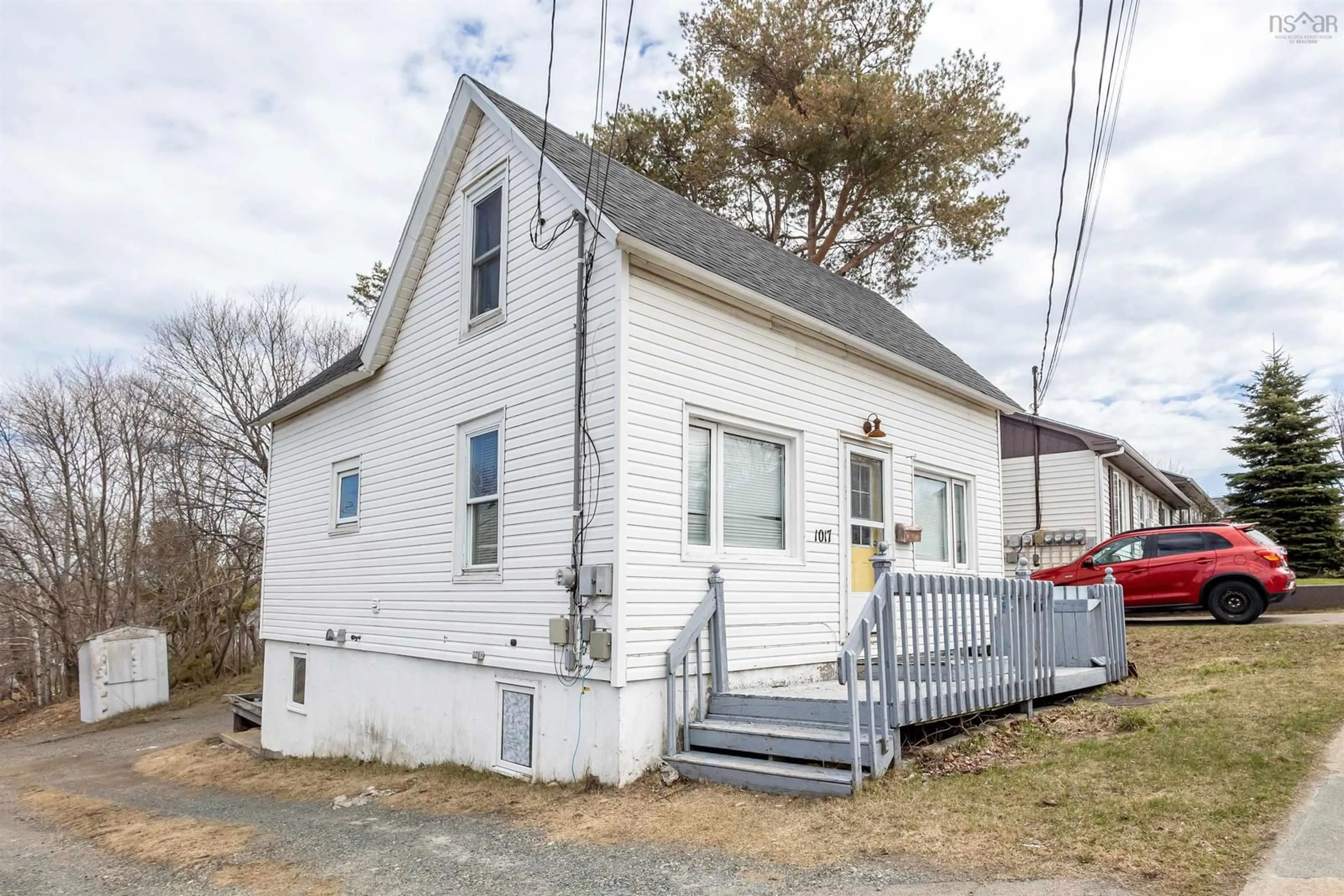 Unknown for 1017 George St, Sydney Nova Scotia B1P 1M5