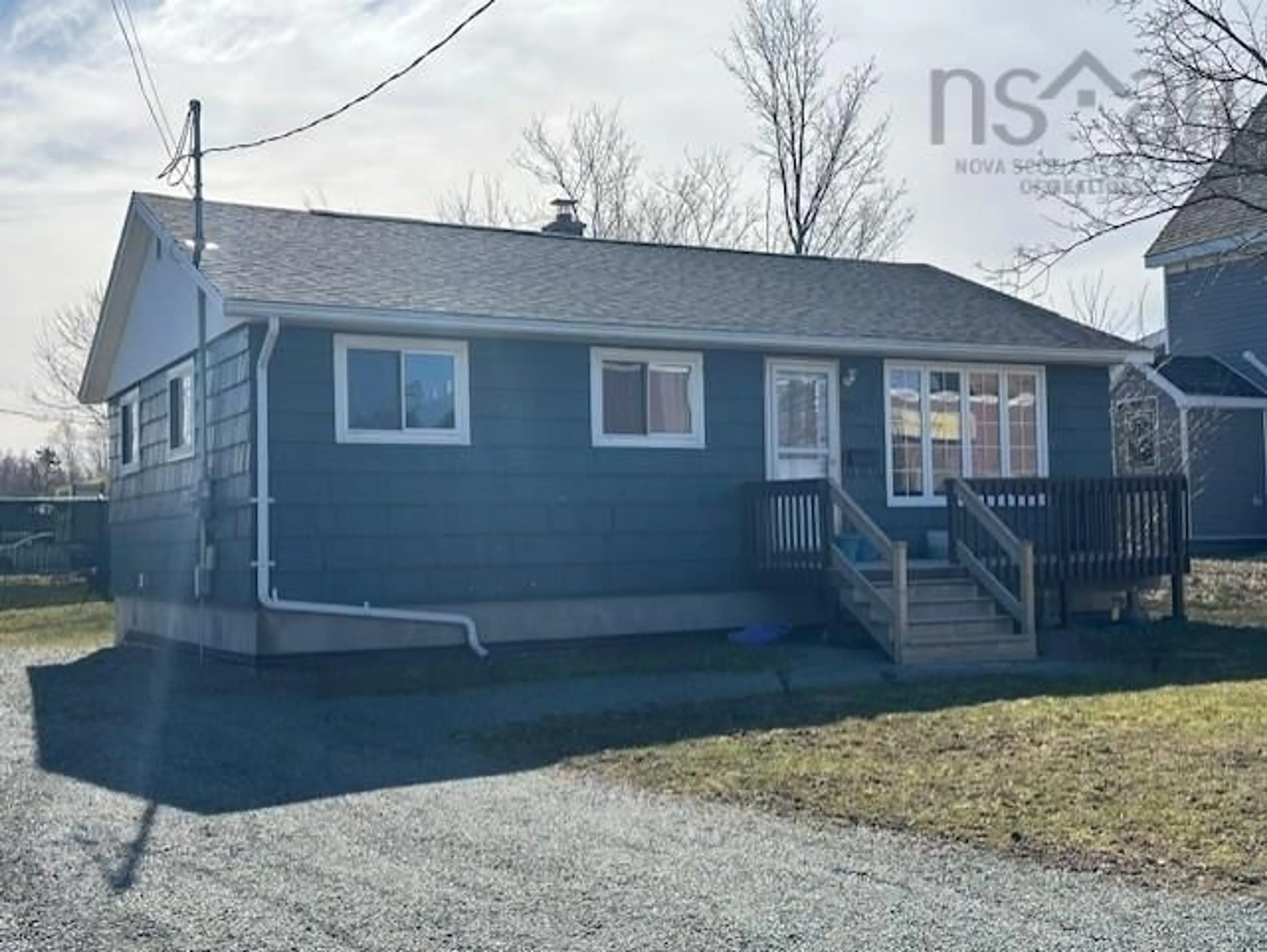 Home with vinyl exterior material, street for 750 Summer St, New Glasgow Nova Scotia B2H 3Y8