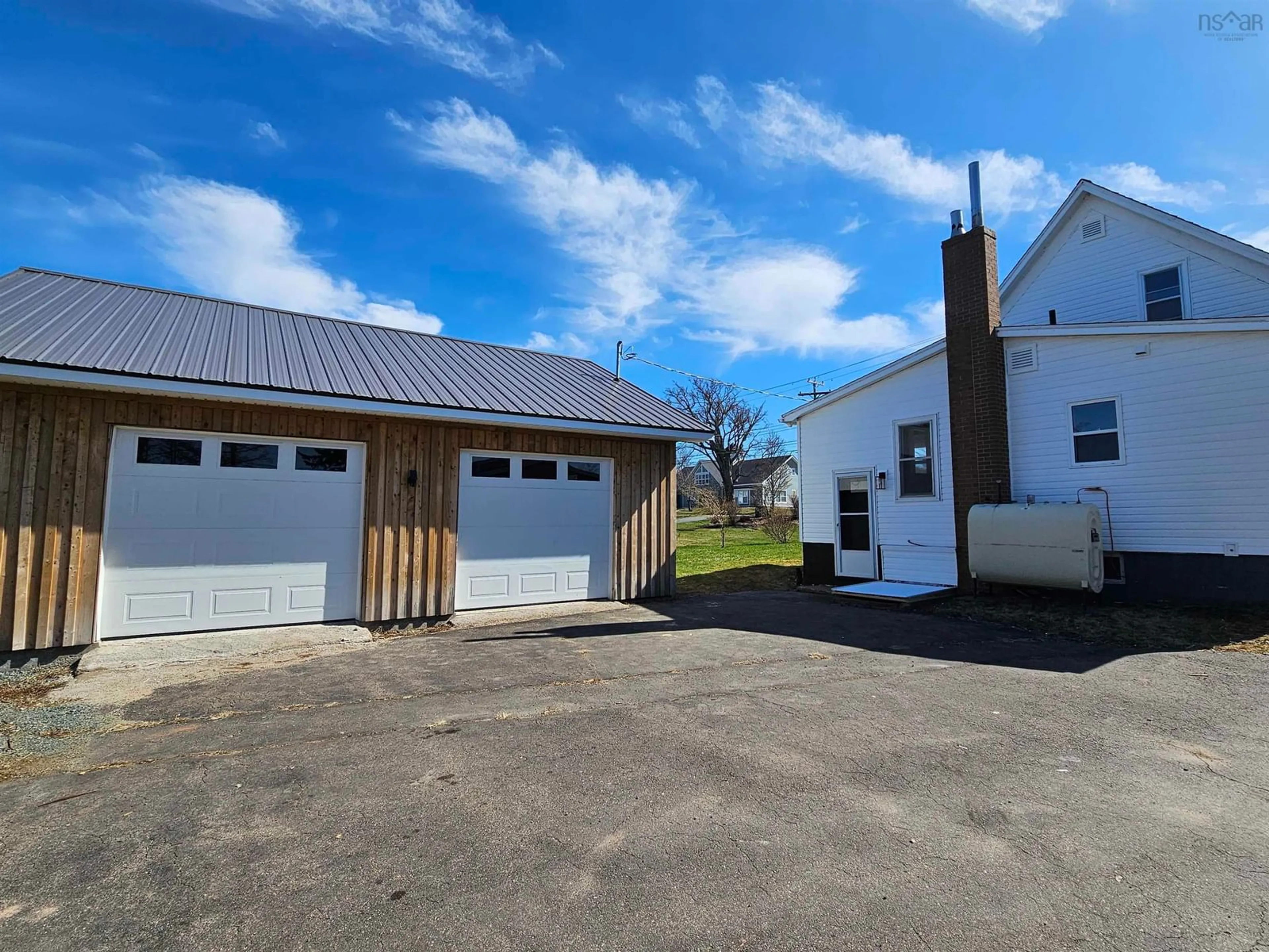 A pic from outside/outdoor area/front of a property/back of a property/a pic from drone, building for 161 Main St, Tatamagouche Nova Scotia B0K 1V0