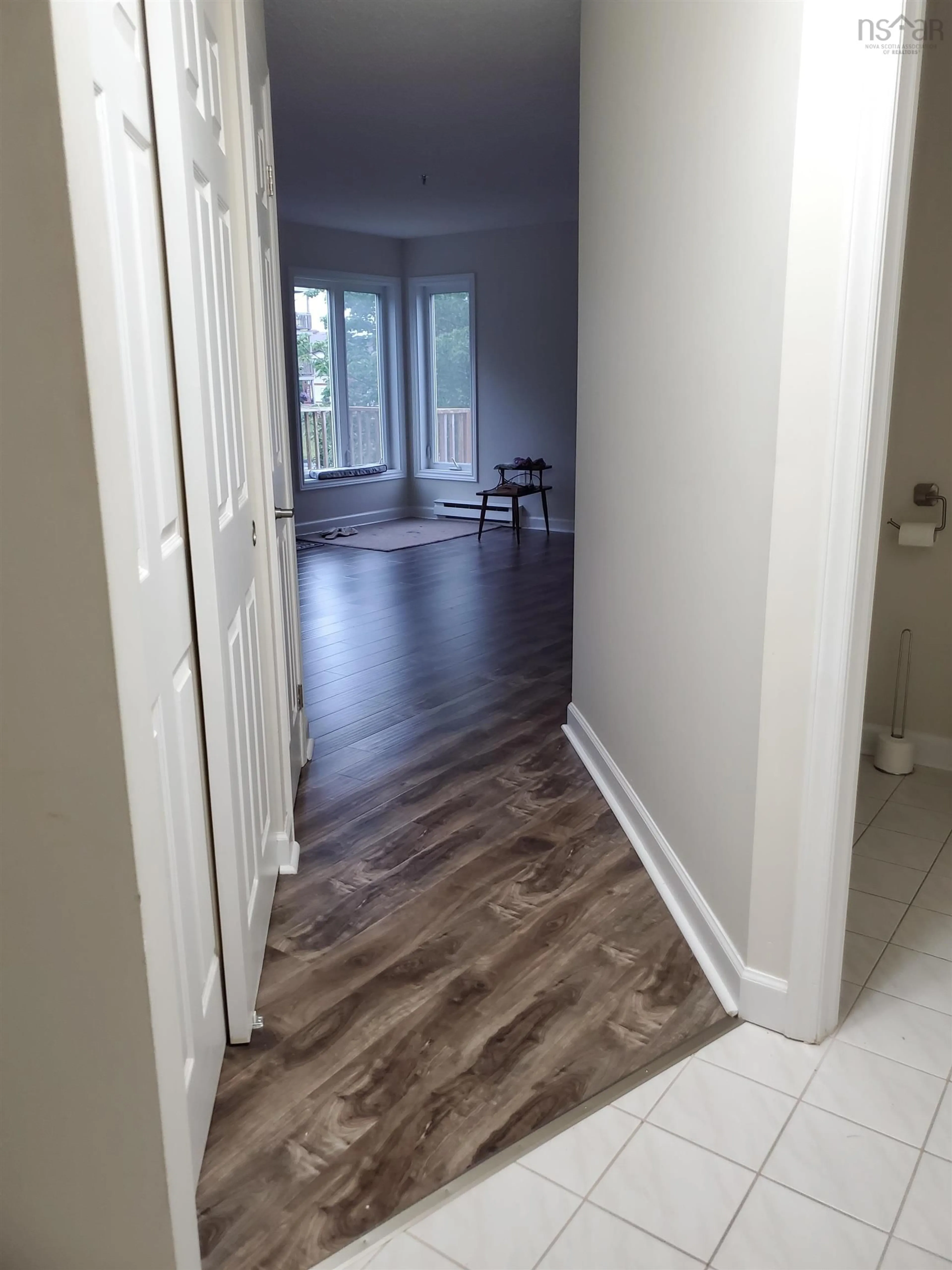 Indoor entryway for 158 Farnham Gate Rd #206, Halifax Nova Scotia B3M 3V8