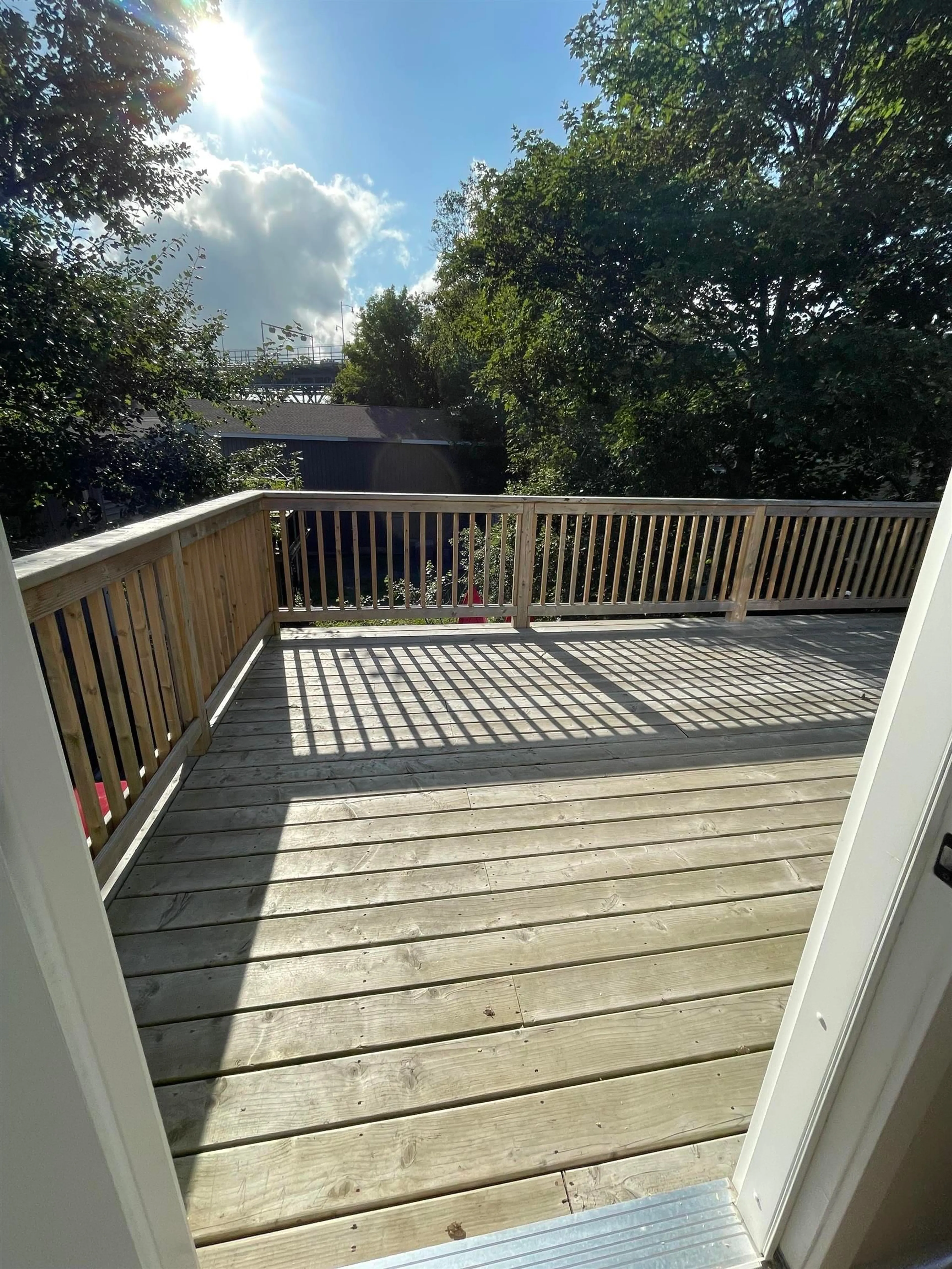 Unknown for 11 Best, Dartmouth Nova Scotia B3A 2W8