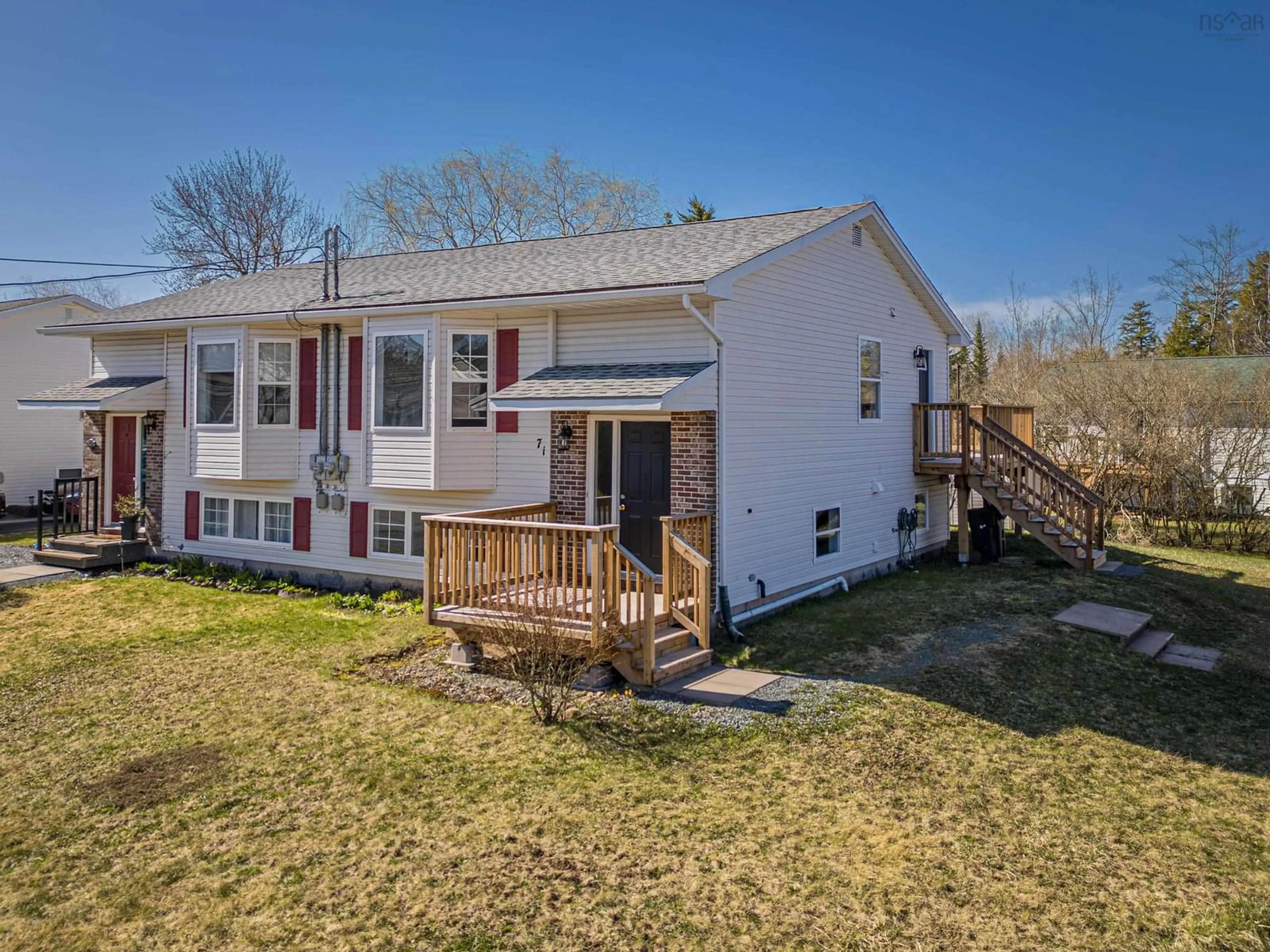 A pic from outside/outdoor area/front of a property/back of a property/a pic from drone, unknown for 71 Hemlock Dr, Elmsdale Nova Scotia B2S 1B6