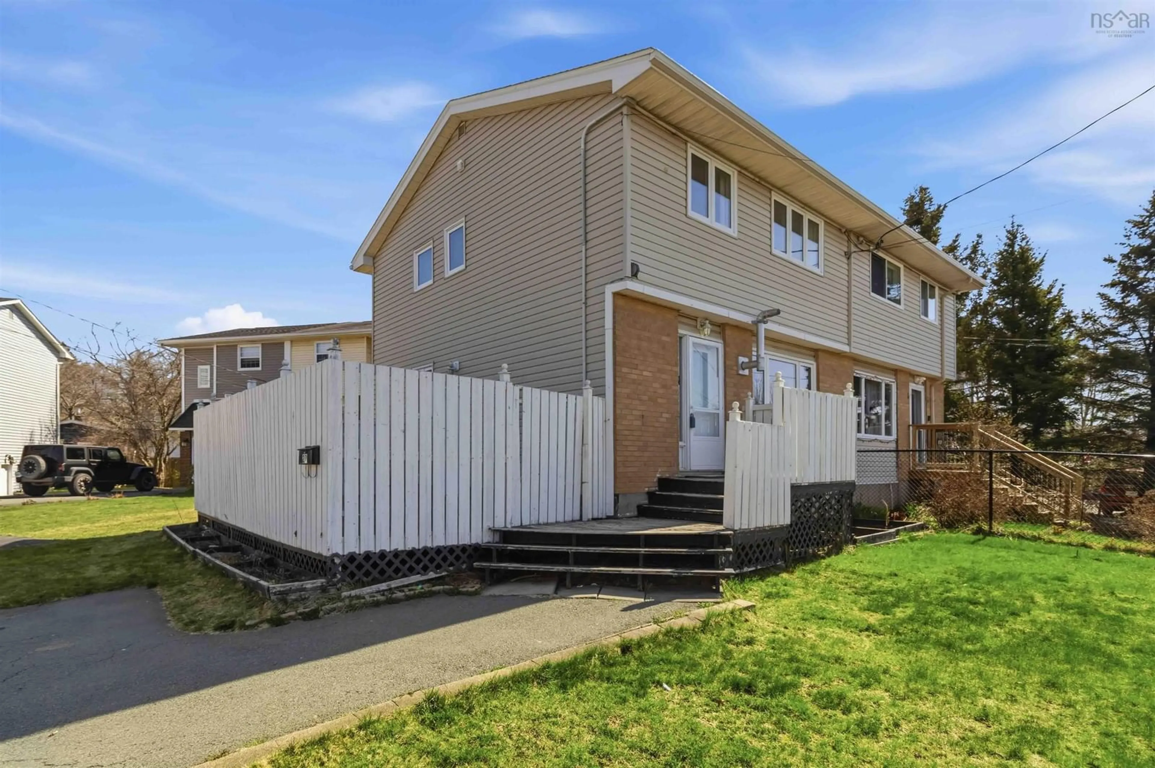 Home with vinyl exterior material, street for 28 Osborne Avenue, Woodside Nova Scotia B2W 1H8