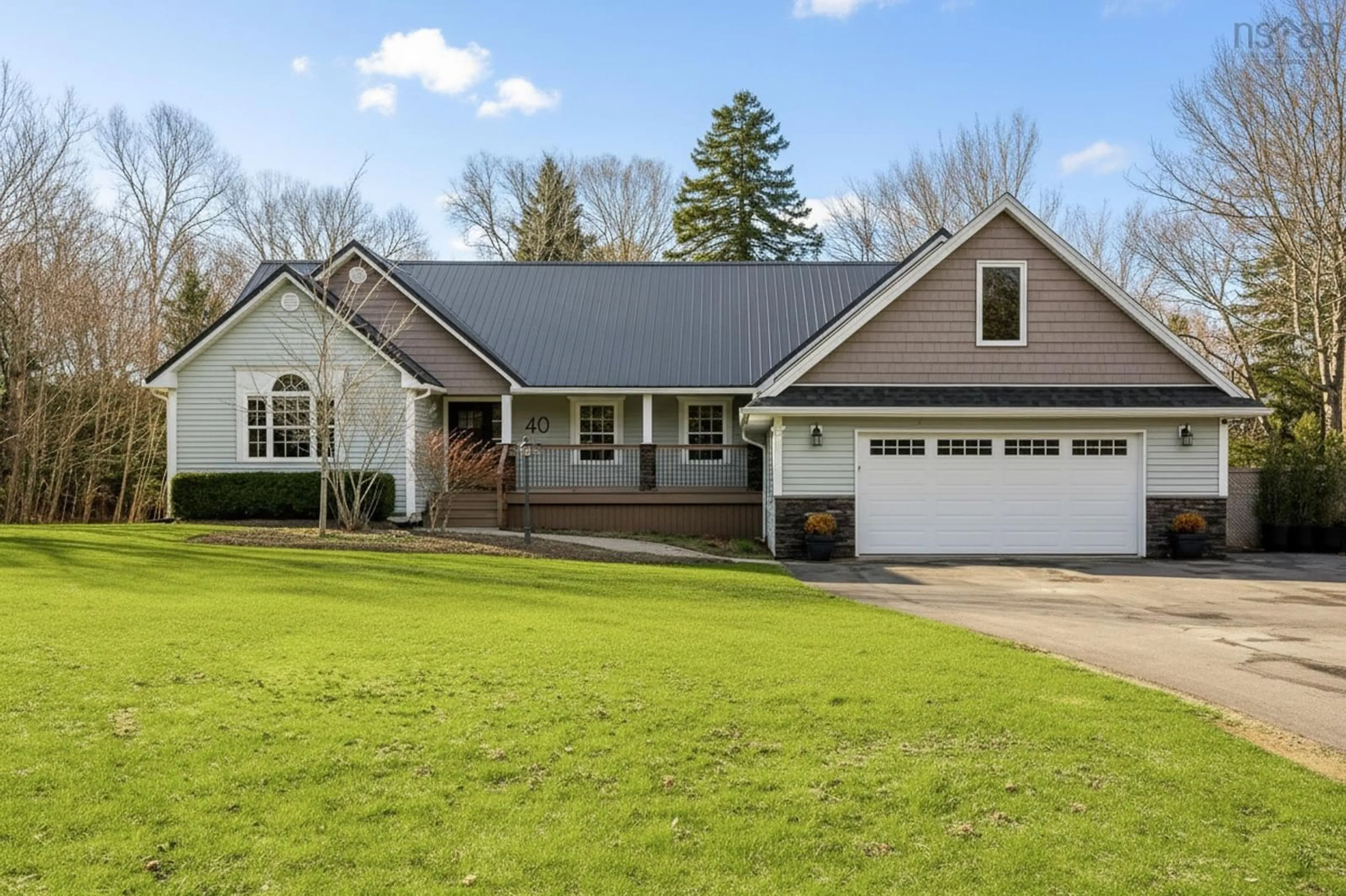 Home with vinyl exterior material, street for 40 Merganser Ave, Timberlea Nova Scotia B3T 1J1