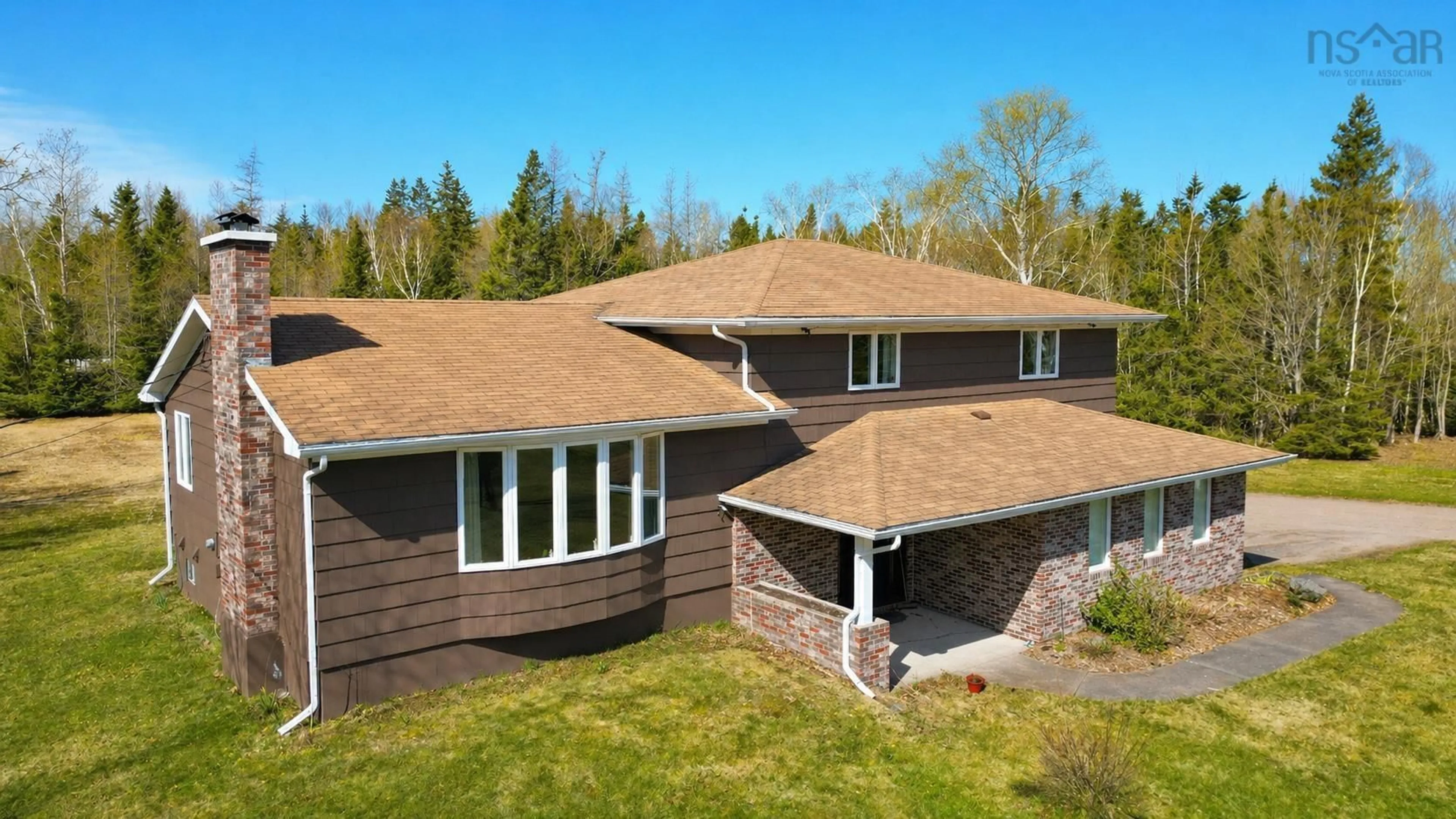 Home with vinyl exterior material, building for 1045 Mountain Road, Coxheath Nova Scotia B1L 1B1