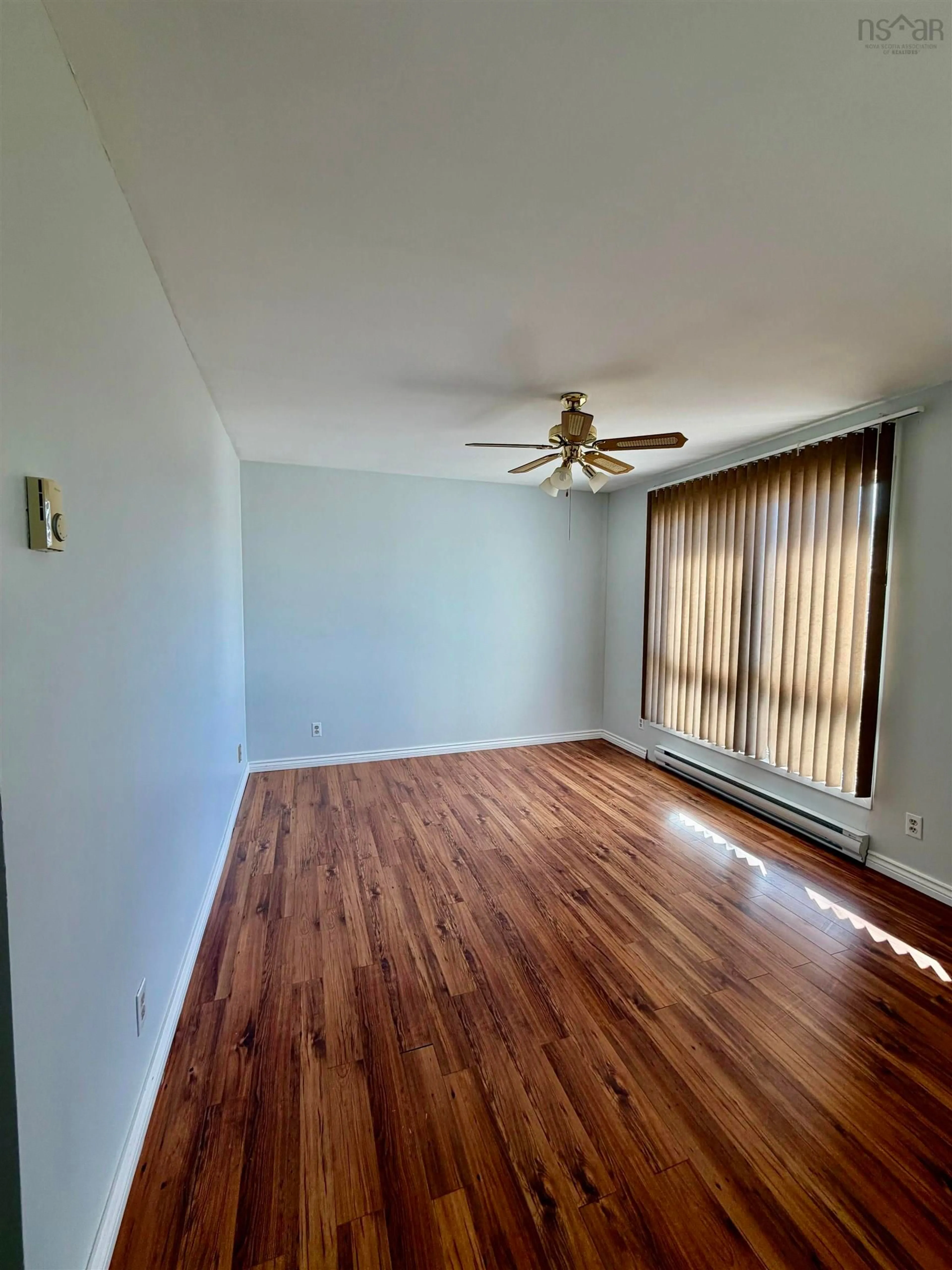 A pic of a room for 12 James St, Florence Nova Scotia B1Y 1J1