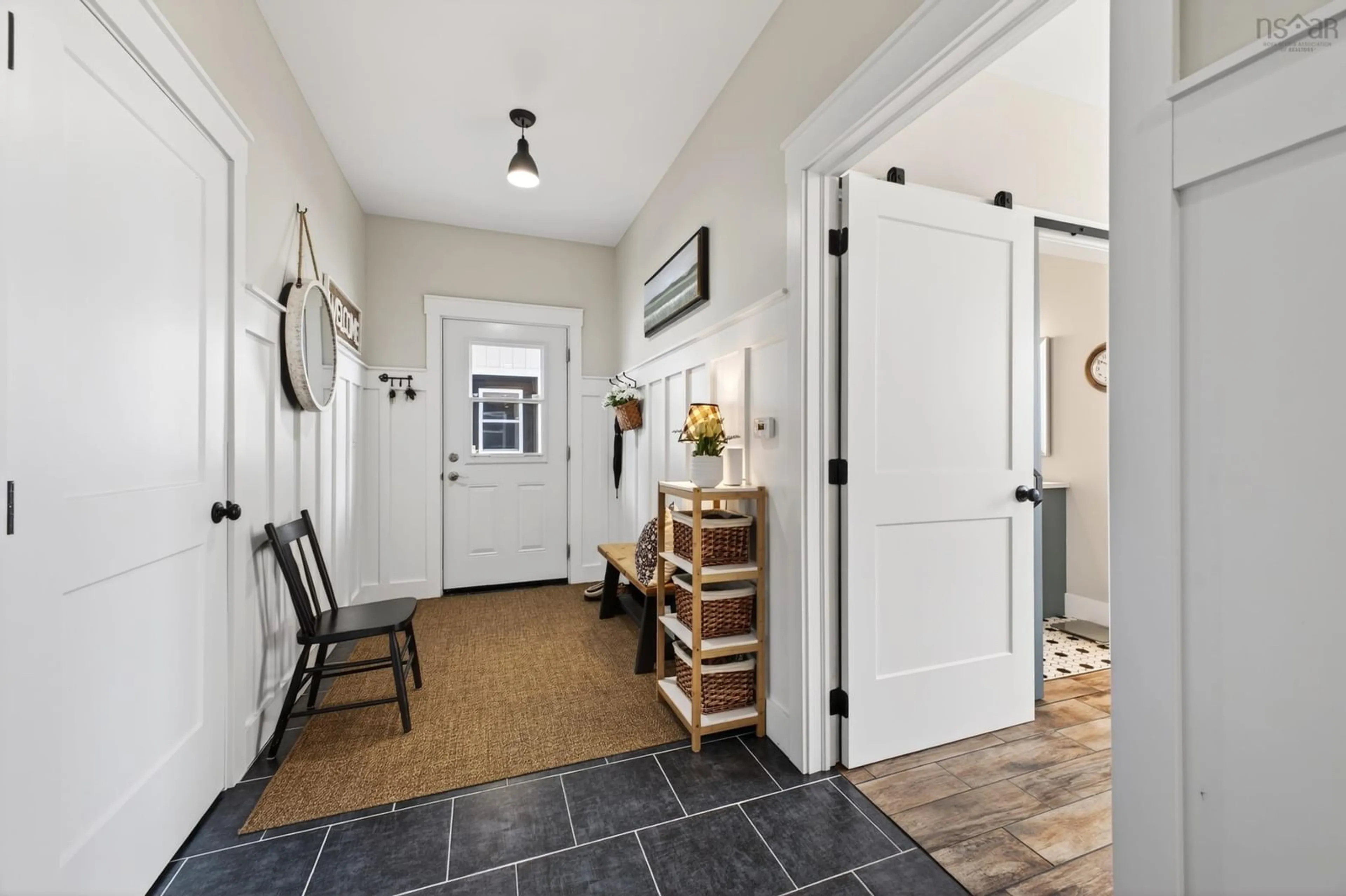 Indoor entryway for 200 Old Halifax Rd, Pleasant Valley Nova Scotia B0N 1C0