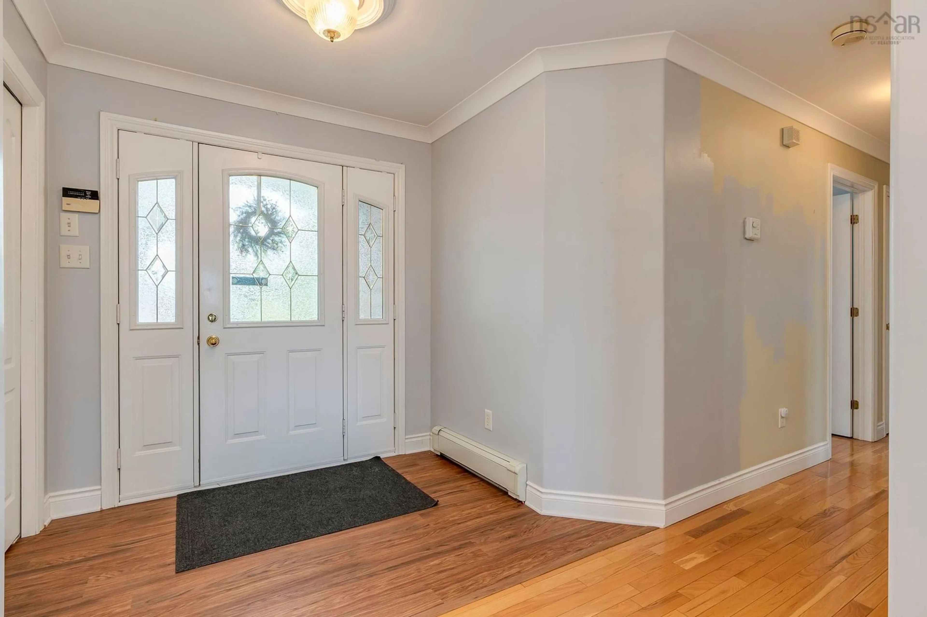 Indoor entryway for 228 Ostrea Lake Rd, Ostrea Lake Nova Scotia B0J 2L0