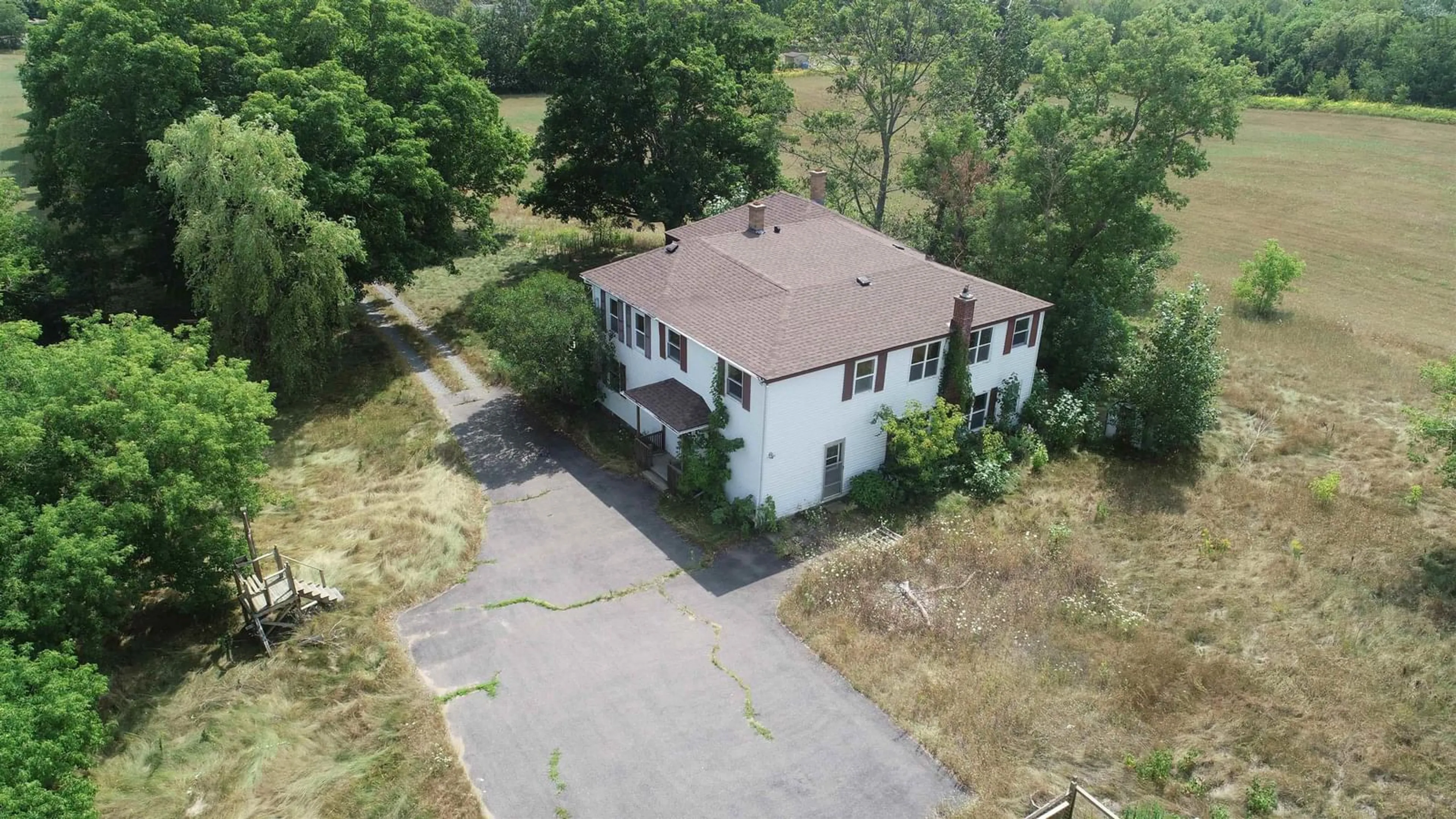A pic from outside/outdoor area/front of a property/back of a property/a pic from drone, building for 1639 Highway 1, Auburn Nova Scotia B0P 1R0