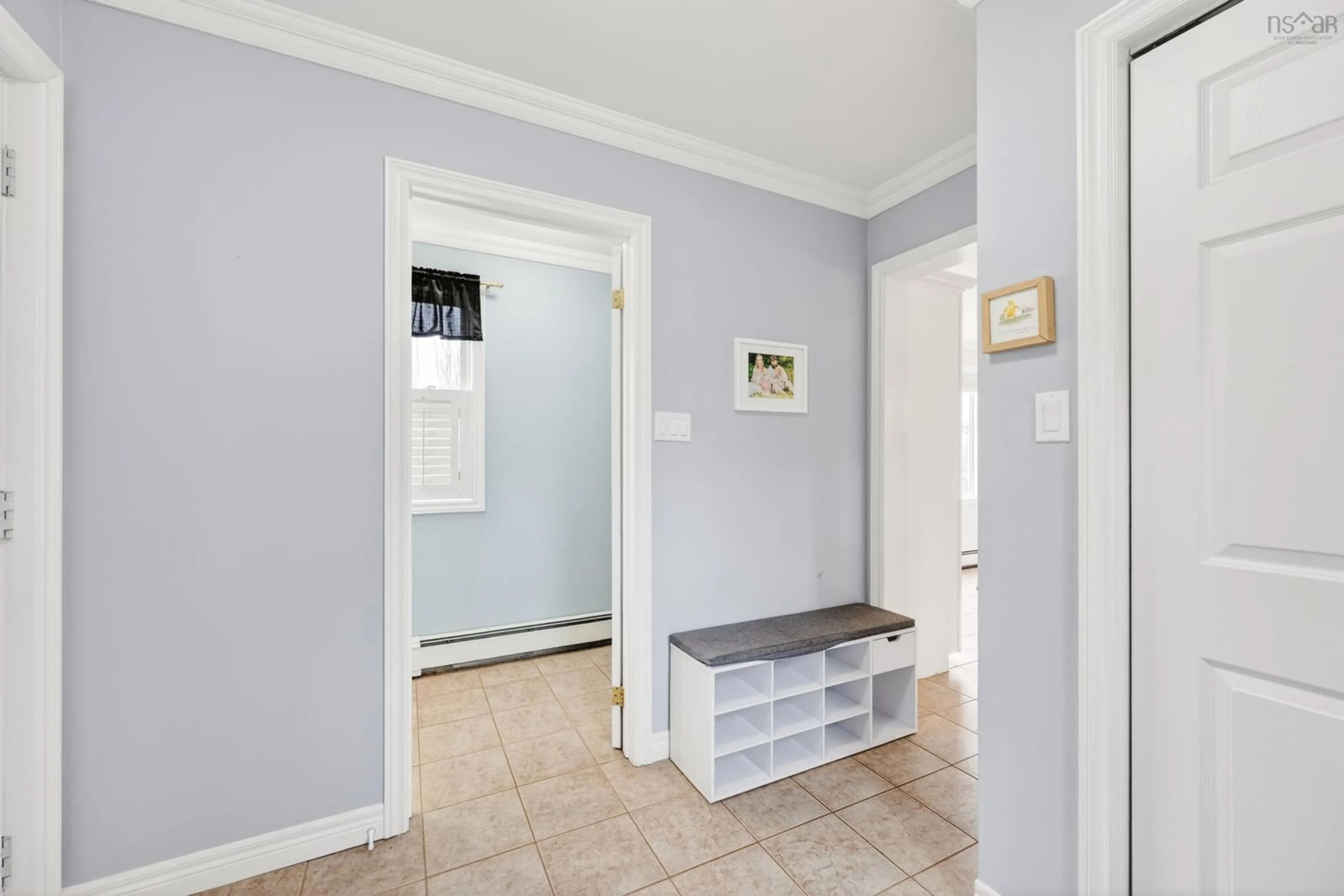 Indoor entryway for 10 Amberwood Crescent Cres, Westmount Nova Scotia B1R 2J8