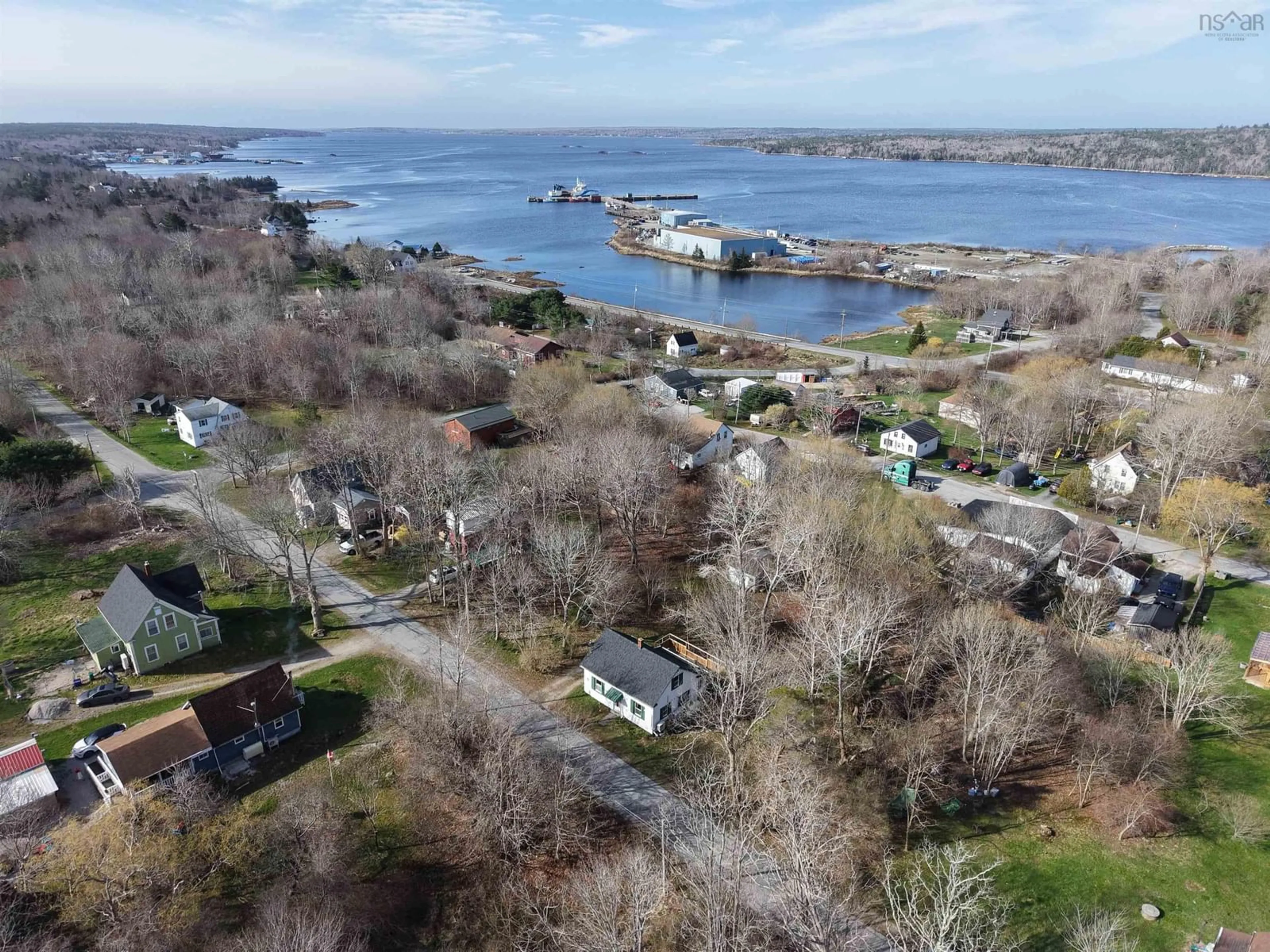 A pic from outside/outdoor area/front of a property/back of a property/a pic from drone, water/lake/river/ocean view for 105 Harriet, Shelburne Nova Scotia B0T 1W0