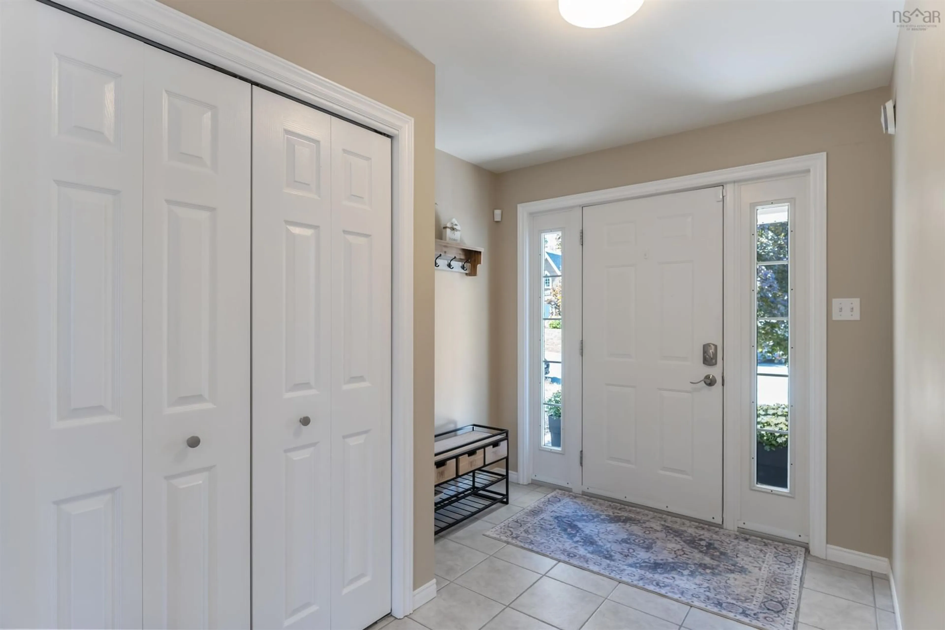 Indoor entryway for 26 Dalhousie Ave, Kentville Nova Scotia B4N 5E5