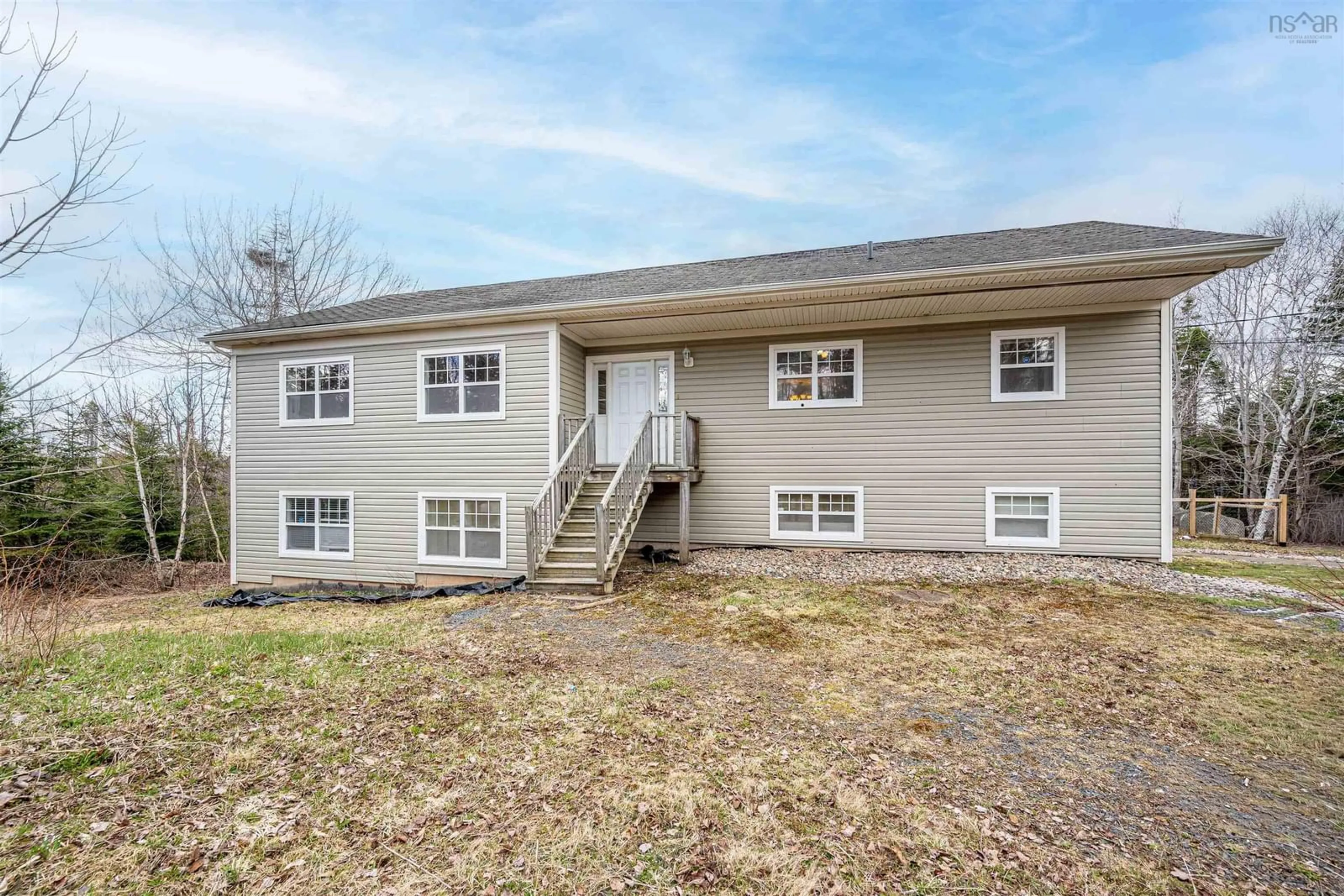 Home with vinyl exterior material, building for 3094 St. Margaret's Bay Rd, Timberlea Nova Scotia B3Z 4E9