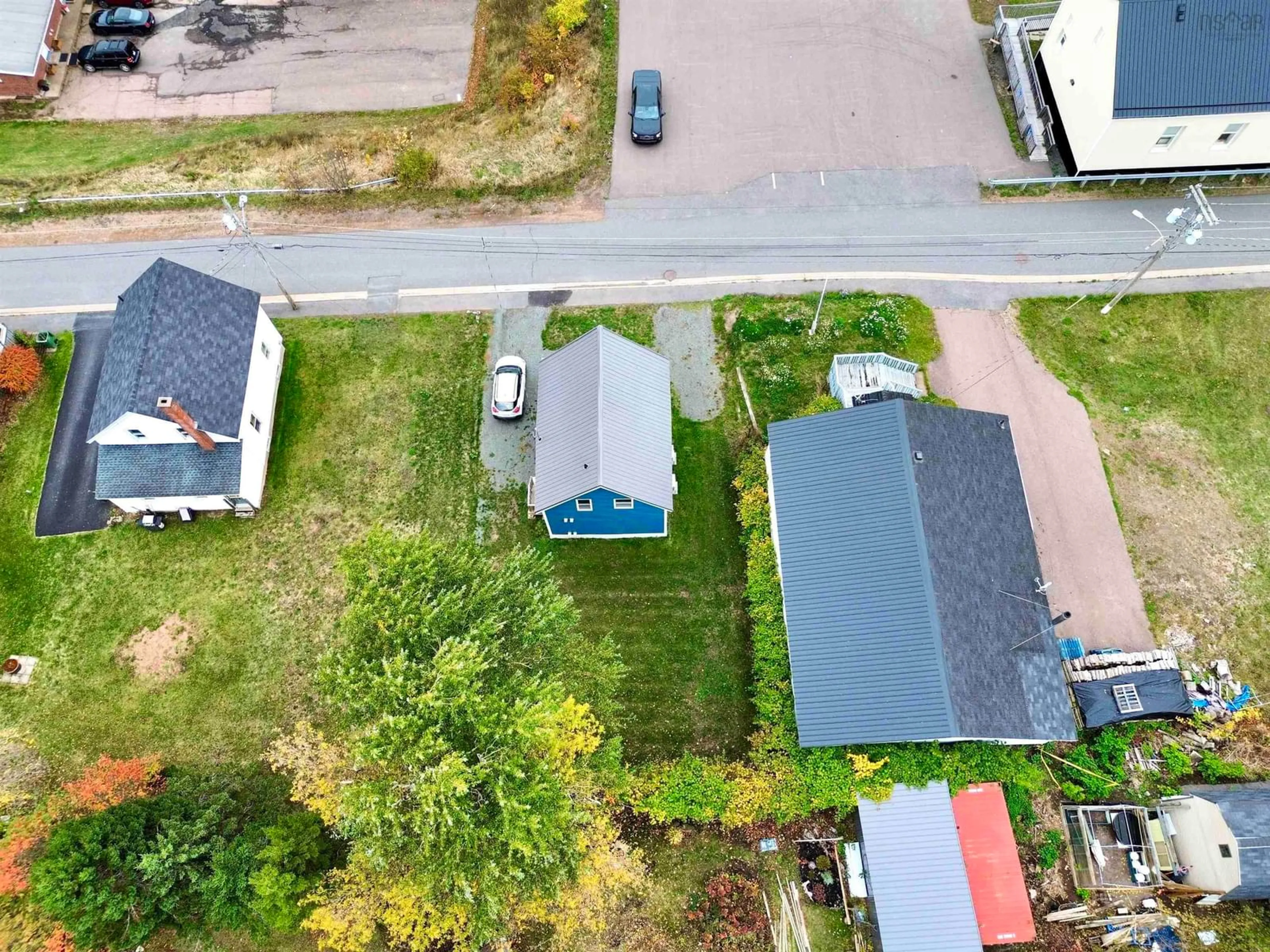 A pic from outside/outdoor area/front of a property/back of a property/a pic from drone, street for 10 Pioneer St, Springhill Nova Scotia B0M 1X0