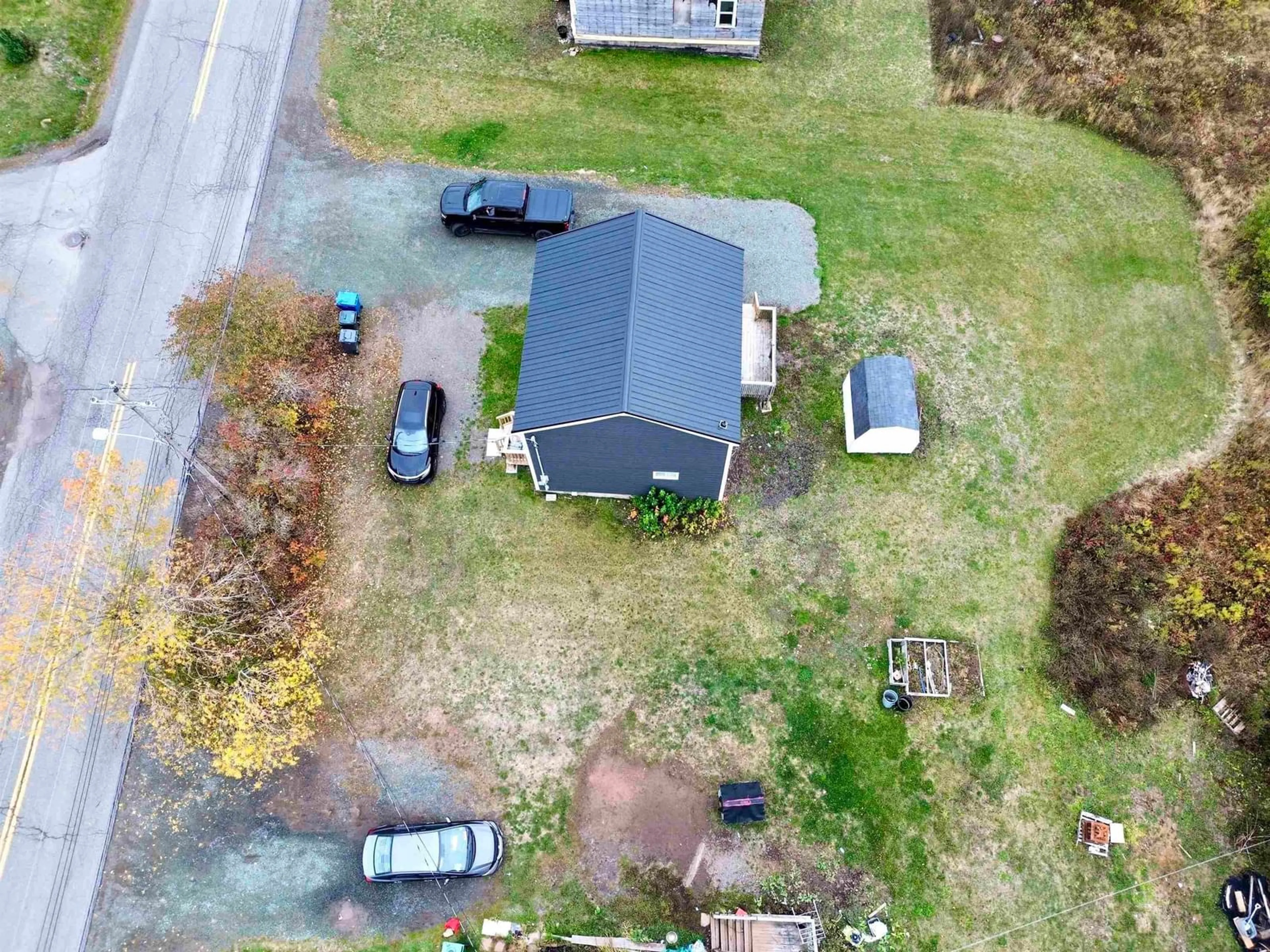 A pic from outside/outdoor area/front of a property/back of a property/a pic from drone, unknown for 46 Lisgar St, Springhill Nova Scotia B0M 1X0