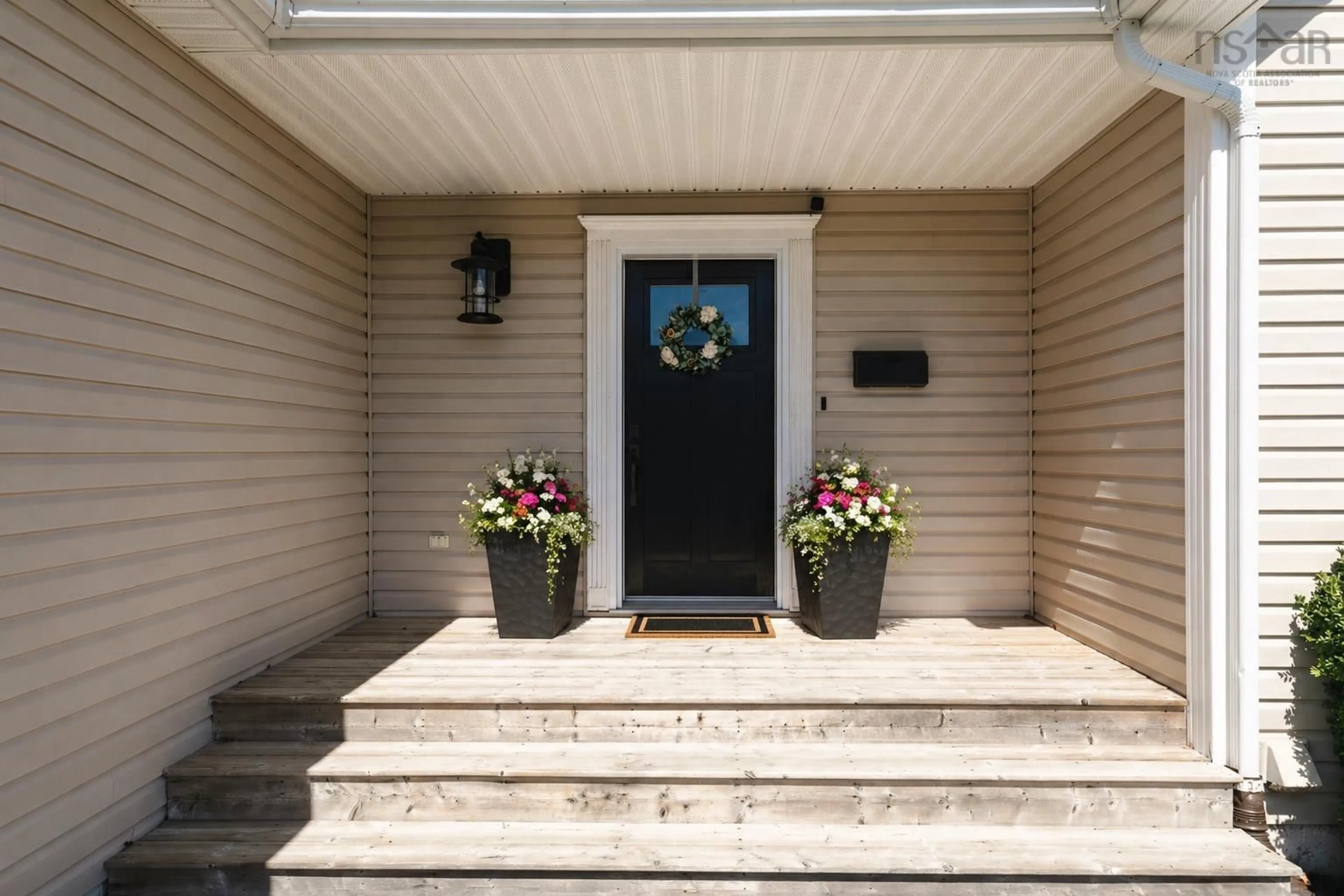 Indoor entryway for 47 Halewood Dr, Falmouth Nova Scotia B0P 1P0