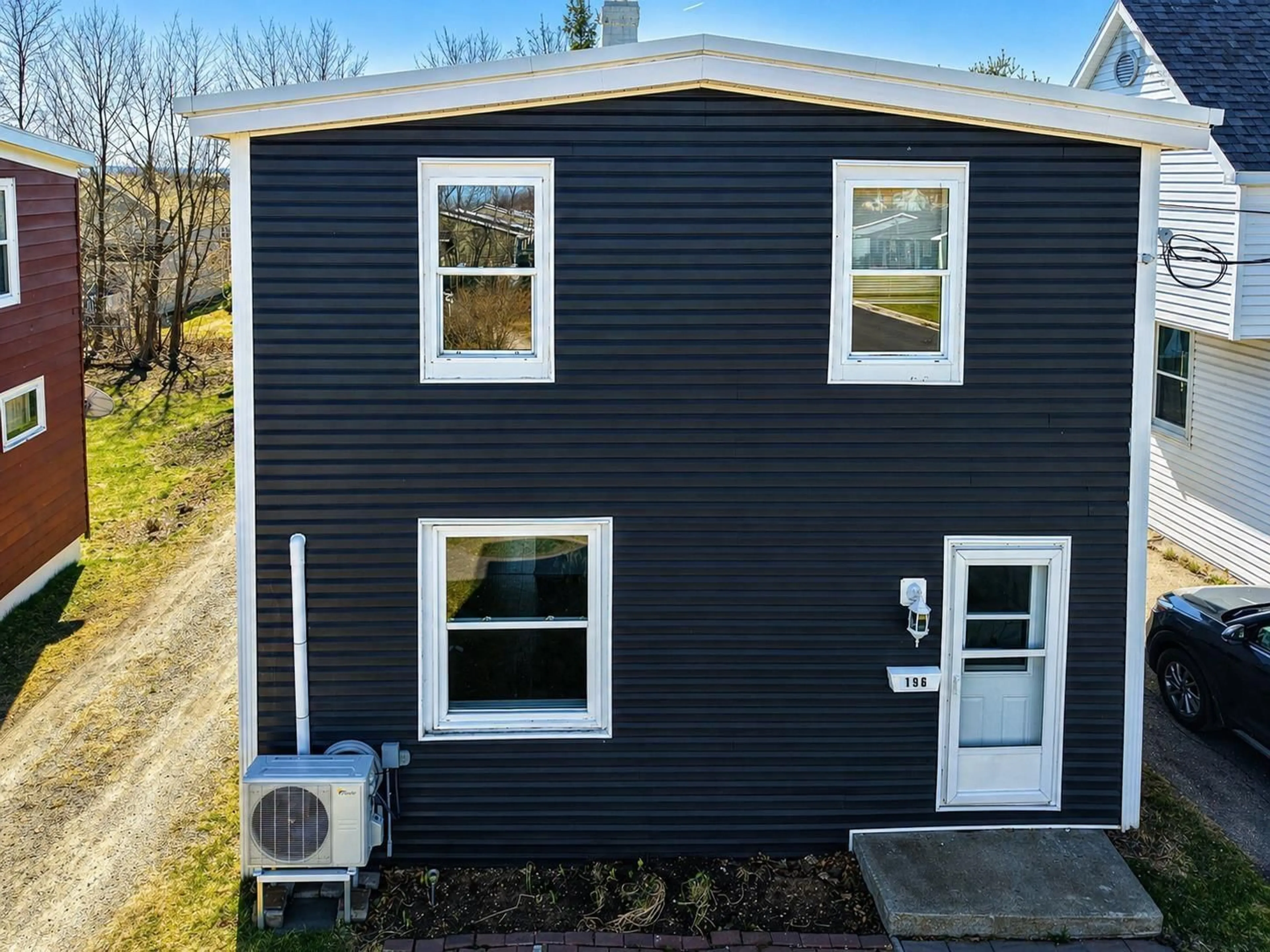 A pic from outside/outdoor area/front of a property/back of a property/a pic from drone, building for 196 Gatacre St, Sydney Nova Scotia B1N 1Z2