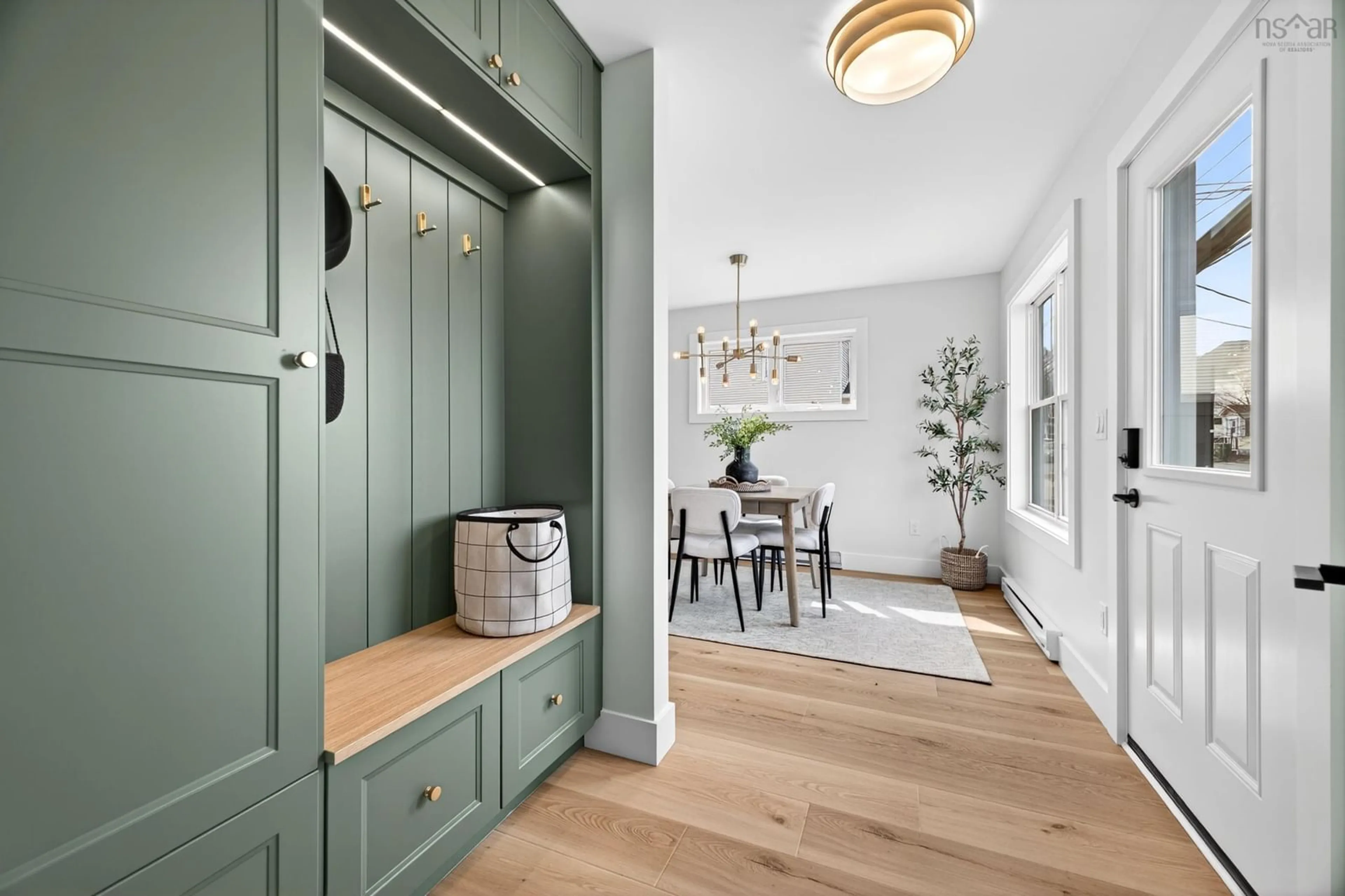 Indoor entryway for 13 Cottage St, Truro Nova Scotia B2N 2J9