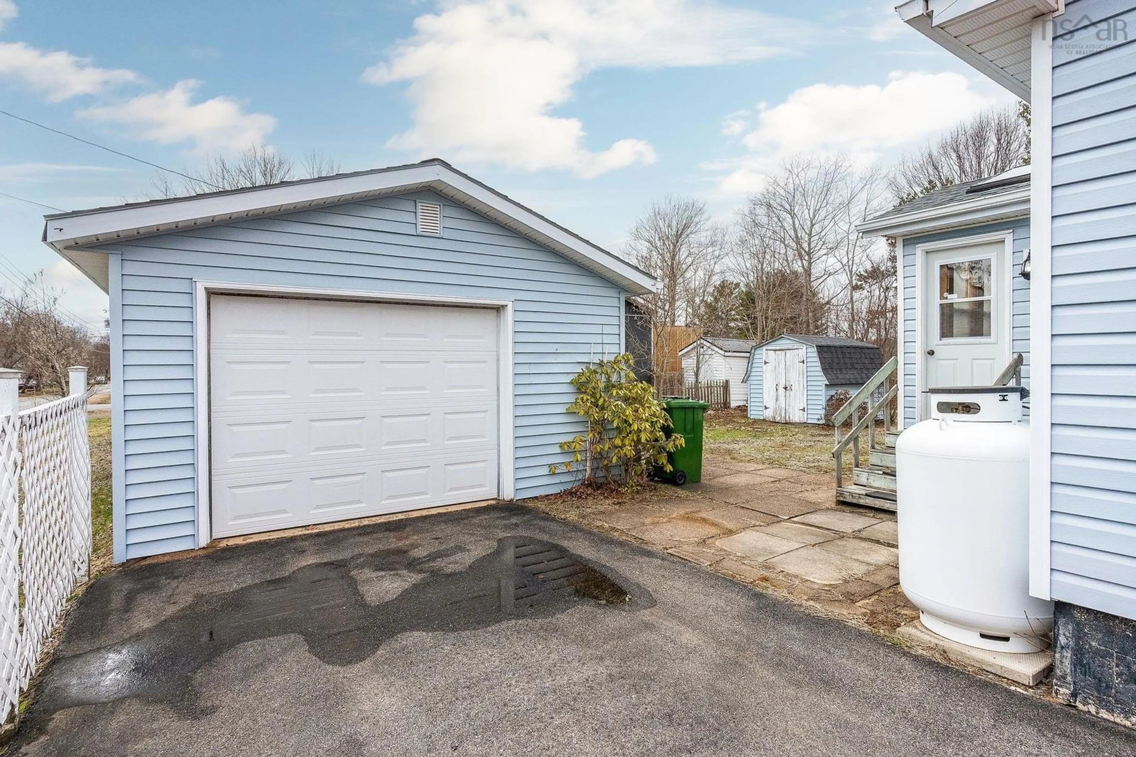 Indoor garage for 997 Argus Drive, Greenwood Nova Scotia B0P 1R0
