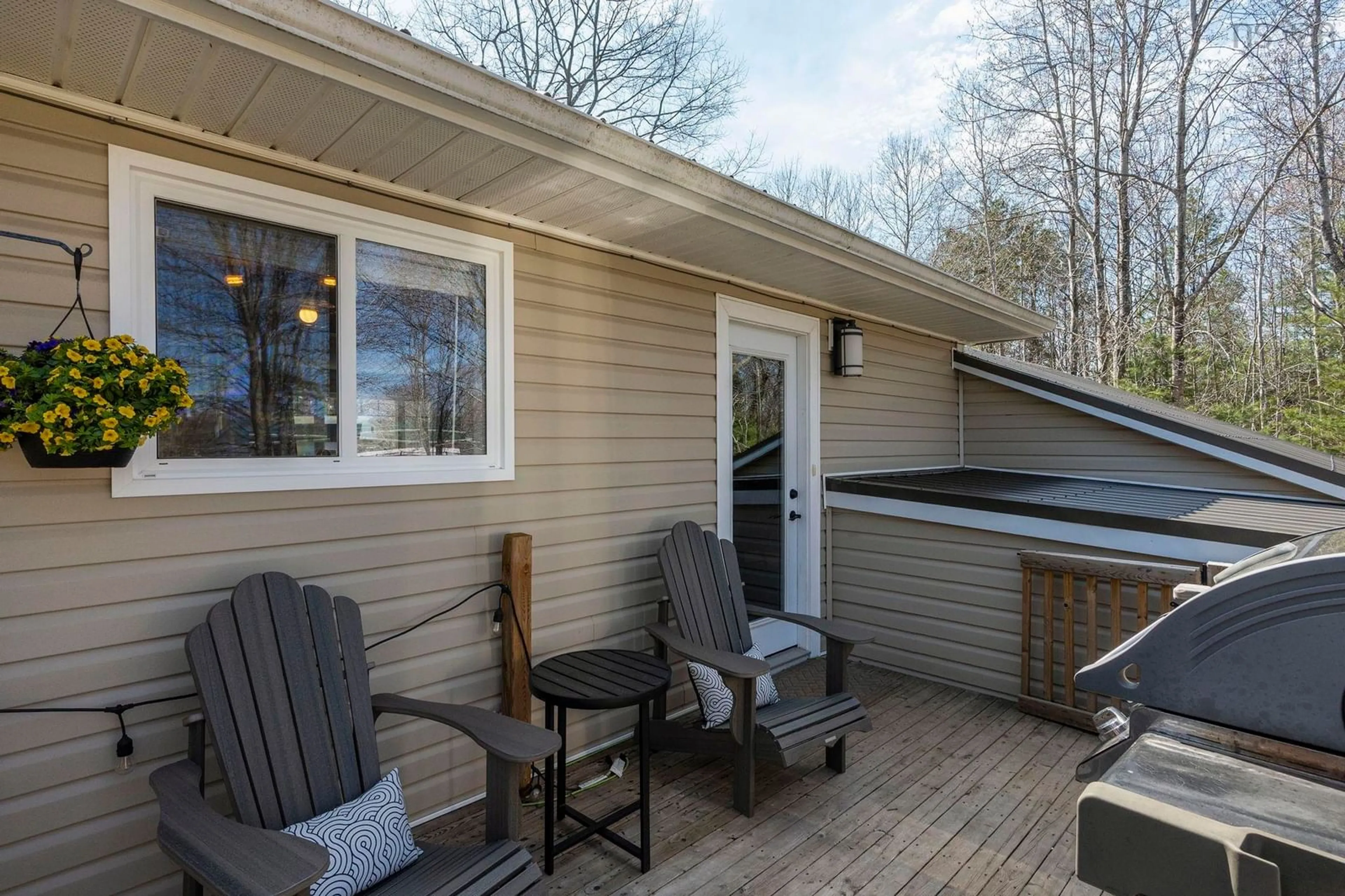 Patio, water/lake/river/ocean view for 1053 Oak Ave, Greenwood Nova Scotia B0P 1R0