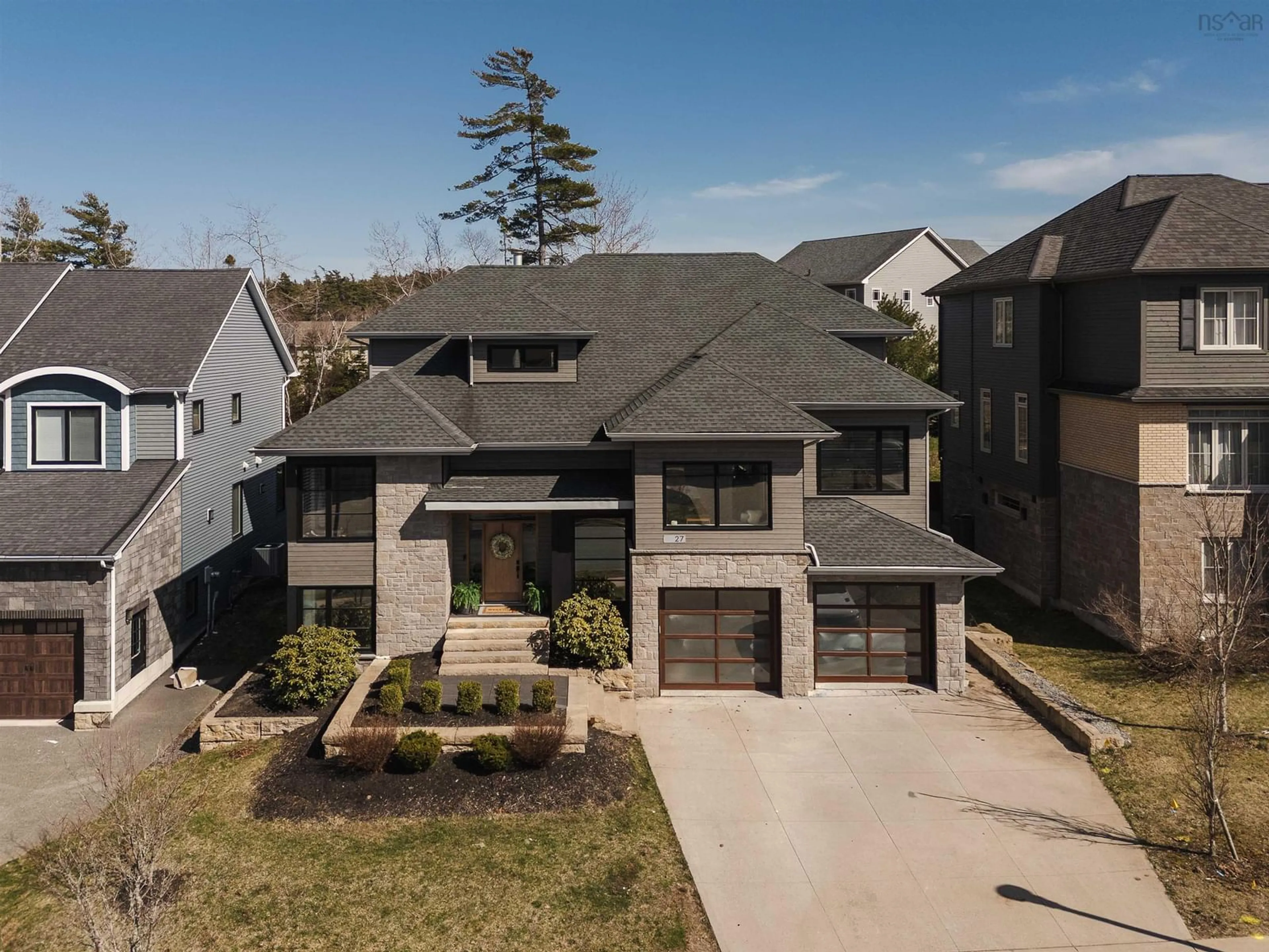 A pic from outside/outdoor area/front of a property/back of a property/a pic from drone, street for 27 Weybridge Lane, Bedford Nova Scotia B4B 0R9