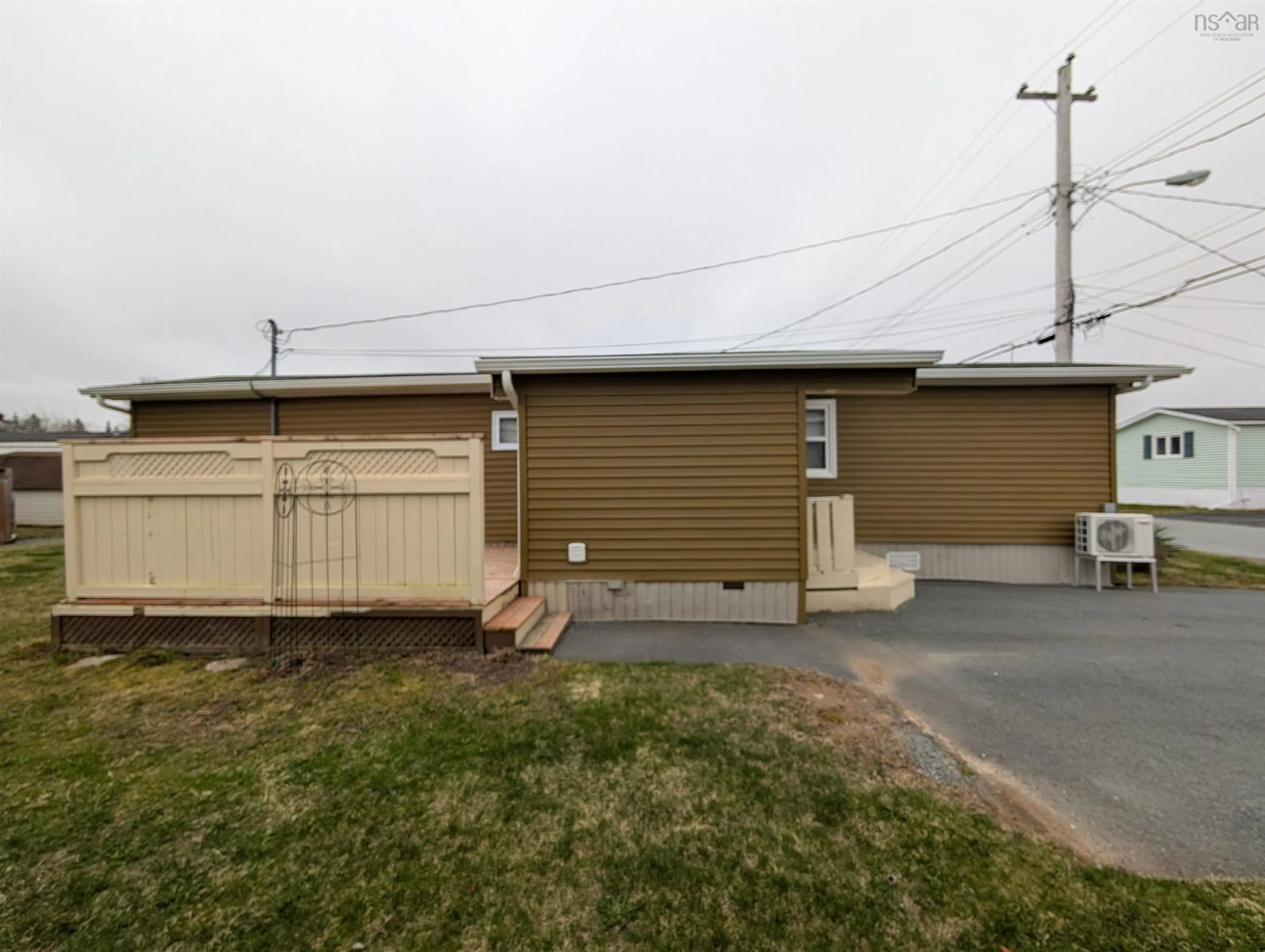 Shed for 22 Cocoa St, Dartmouth Nova Scotia B2W 4W5