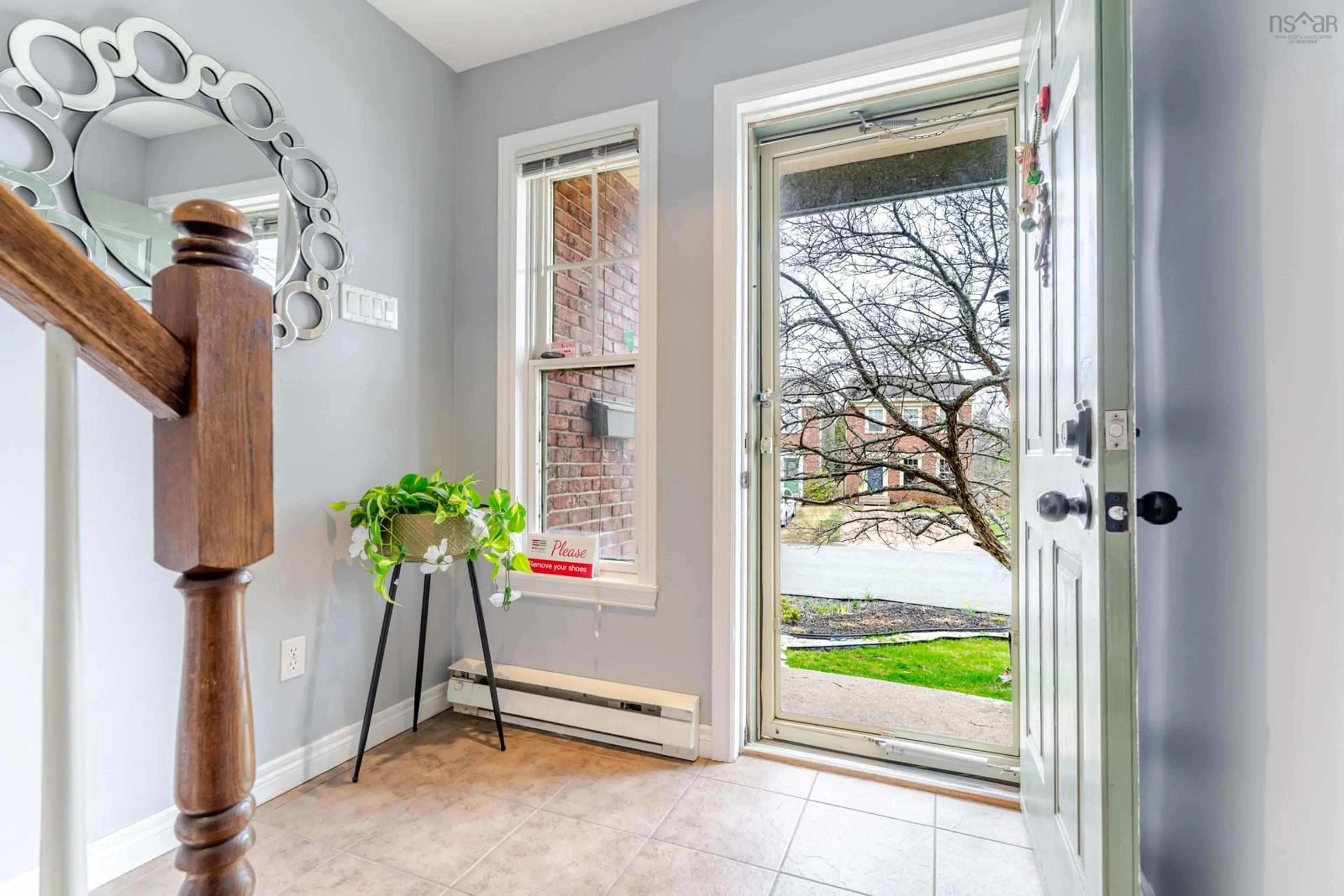 Indoor entryway for 51 Roy Cres, Bedford Nova Scotia B4A 3T3