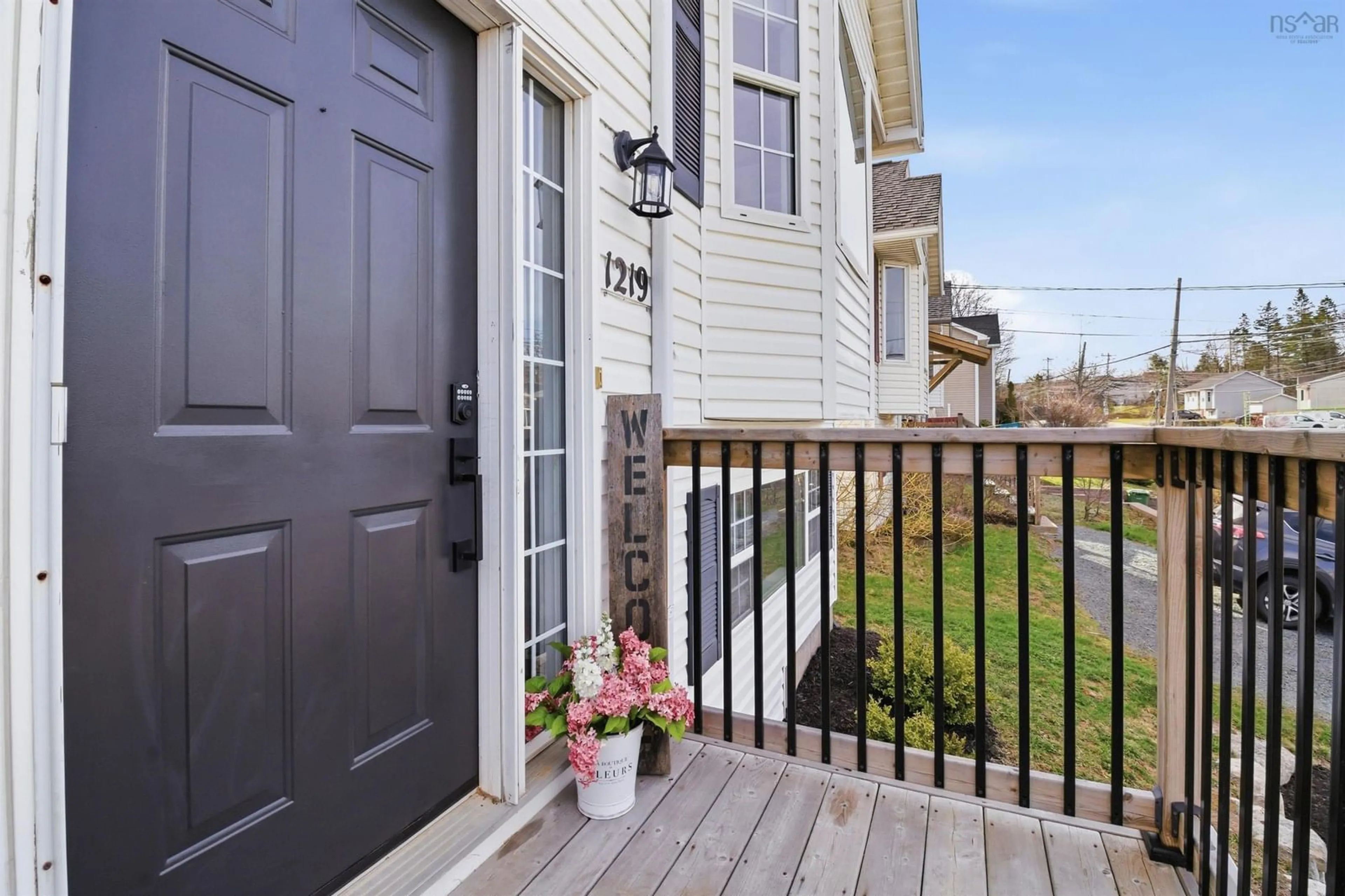 Indoor entryway for 1219 Sackville Dr, Middle Sackville Nova Scotia B4E 3G1