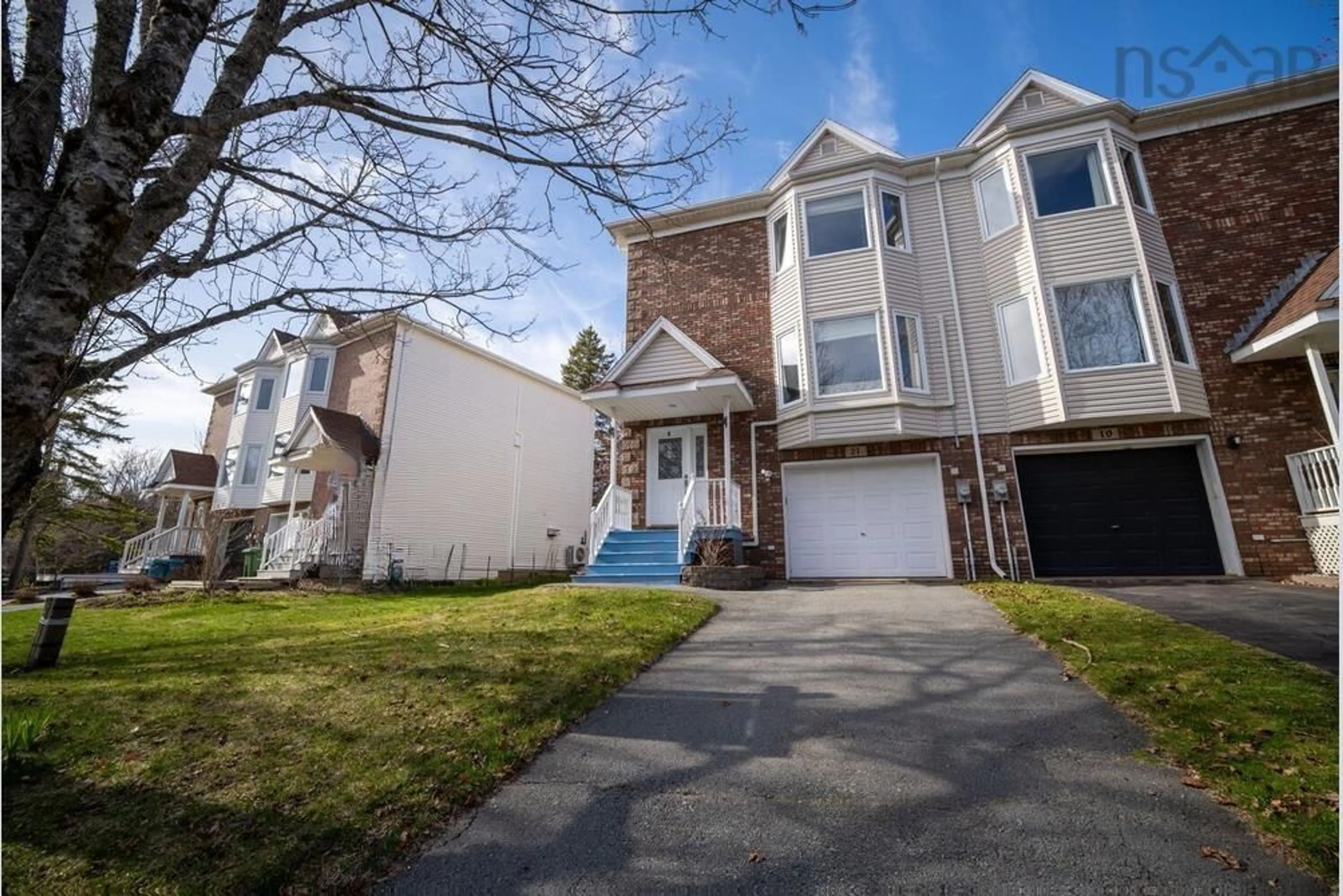 Home with vinyl exterior material, street for 21 Remington Crt, Halifax Nova Scotia B3M 3Y6