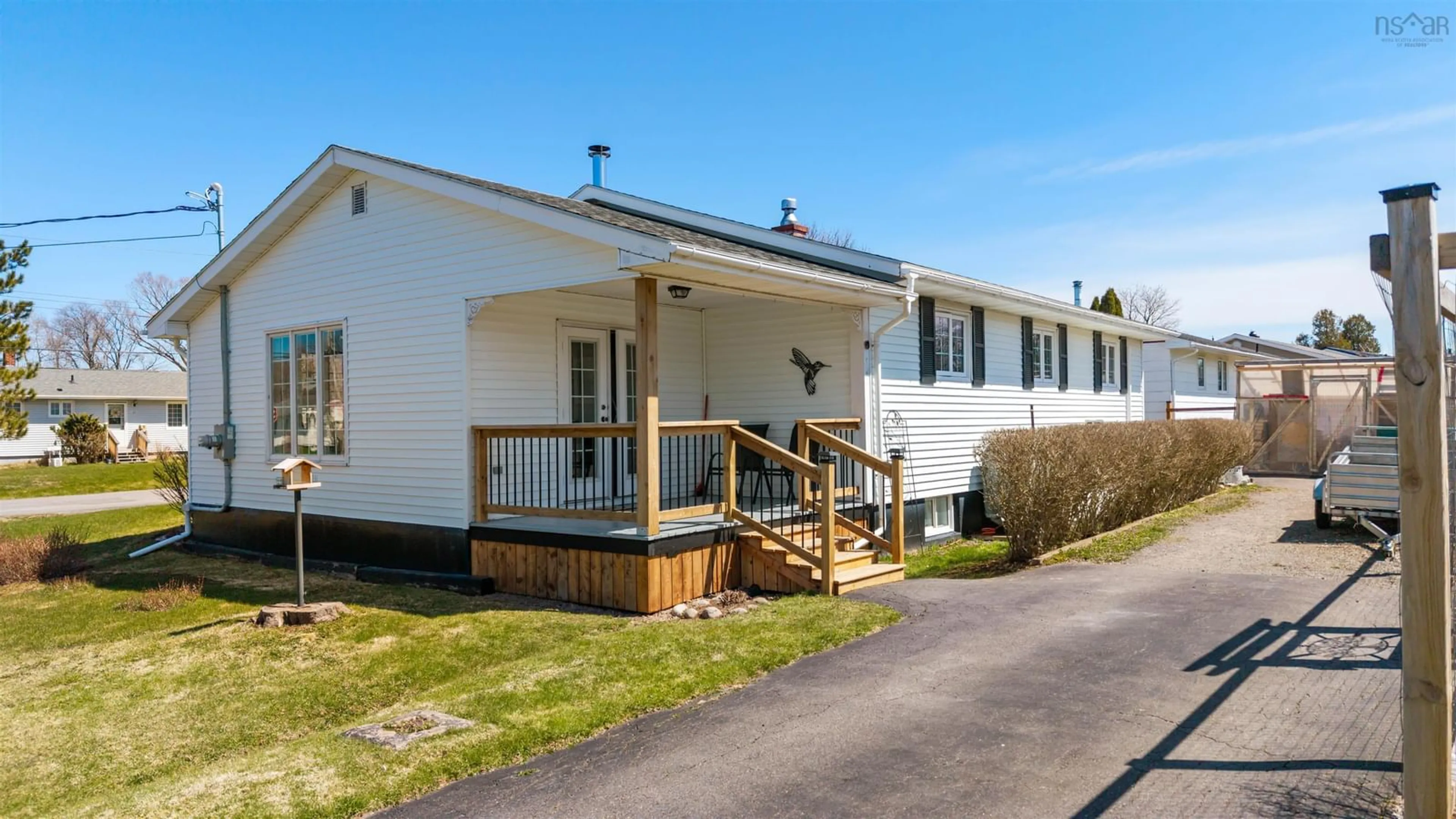 Home with vinyl exterior material, unknown for 179 Cedar St, Pictou Nova Scotia B0K 1H0