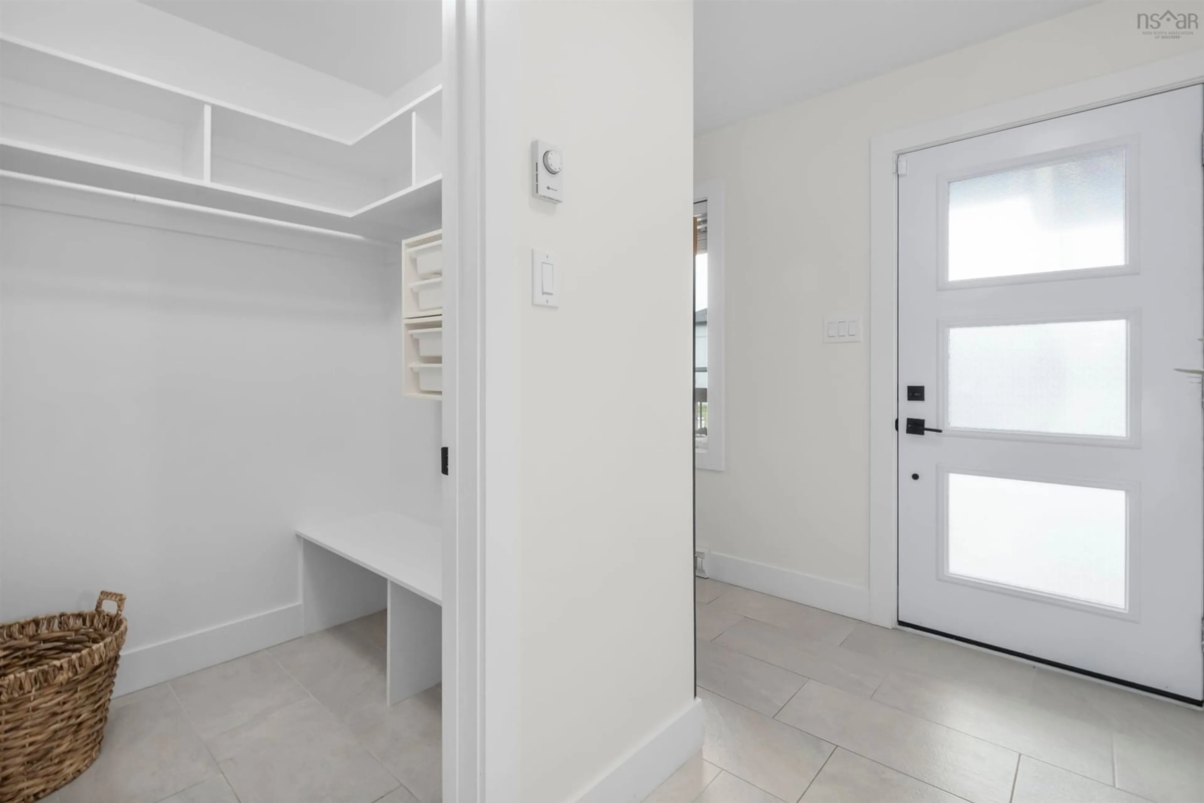 Indoor entryway for 44 Innsbrook Way, West Bedford Nova Scotia B4B 0X6