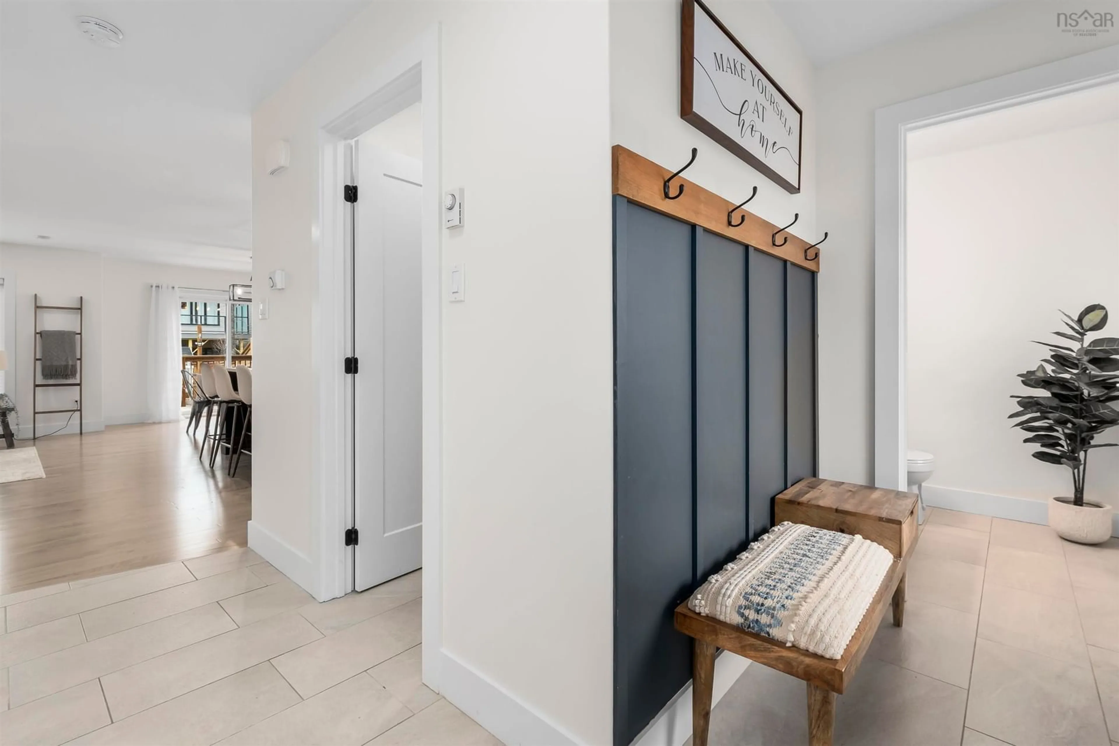 Indoor entryway for 44 Innsbrook Way, West Bedford Nova Scotia B4B 0X6